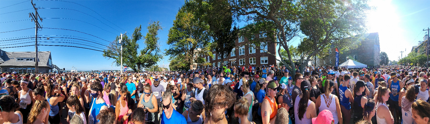 Falmouth Road Race morning in Woods Hole