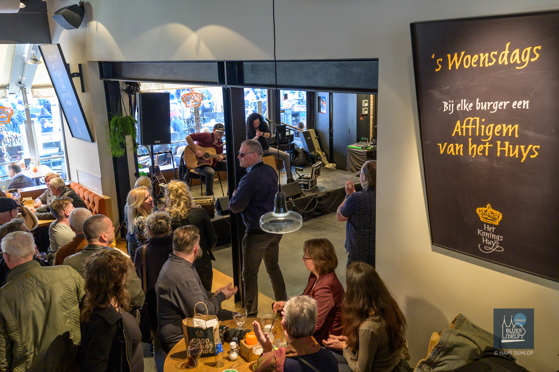 Little Boy en Nightingale in Het Koningshuys