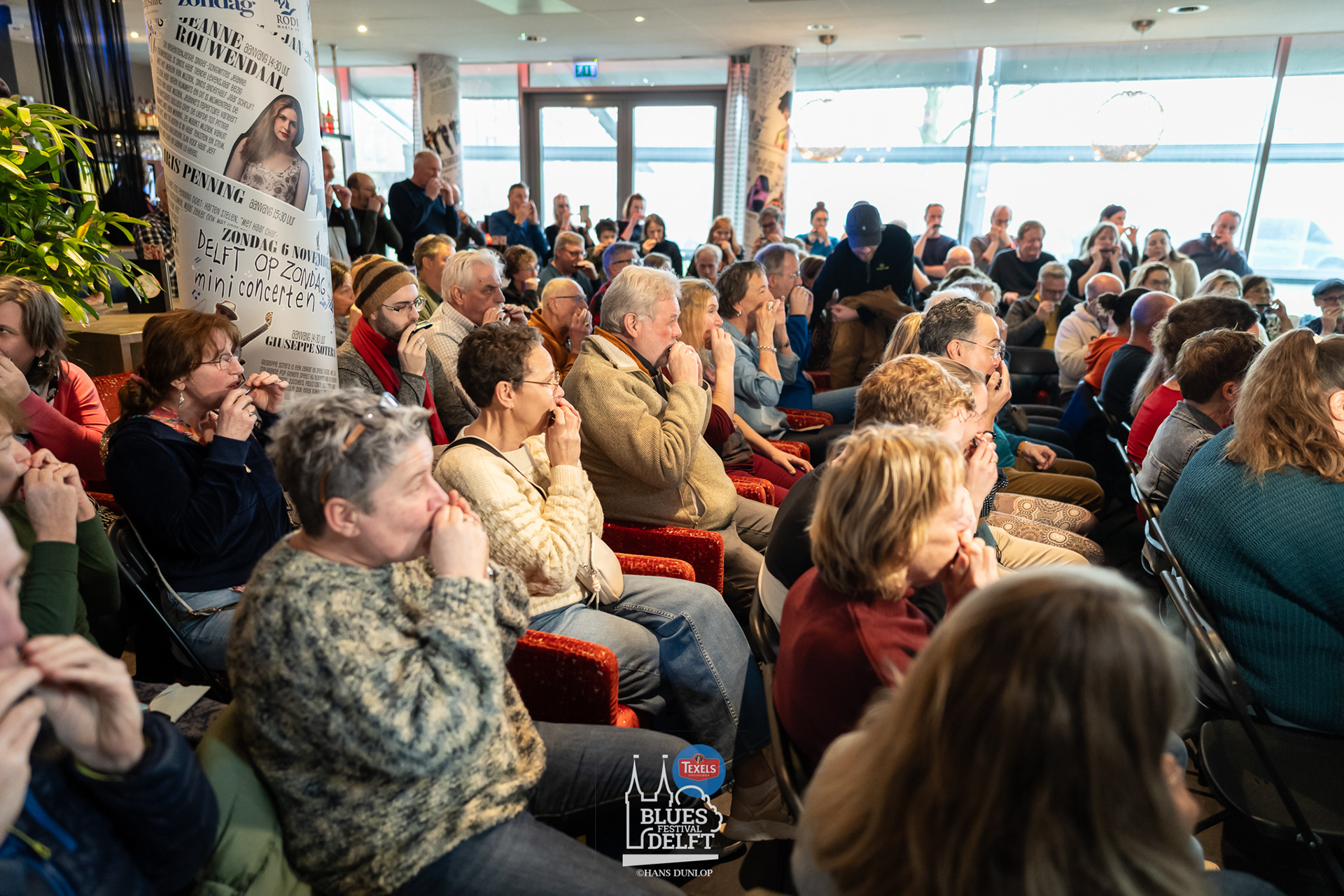 Mondharmonica workshop met Hans de Vries in Hampshire Hotel Delft Centre