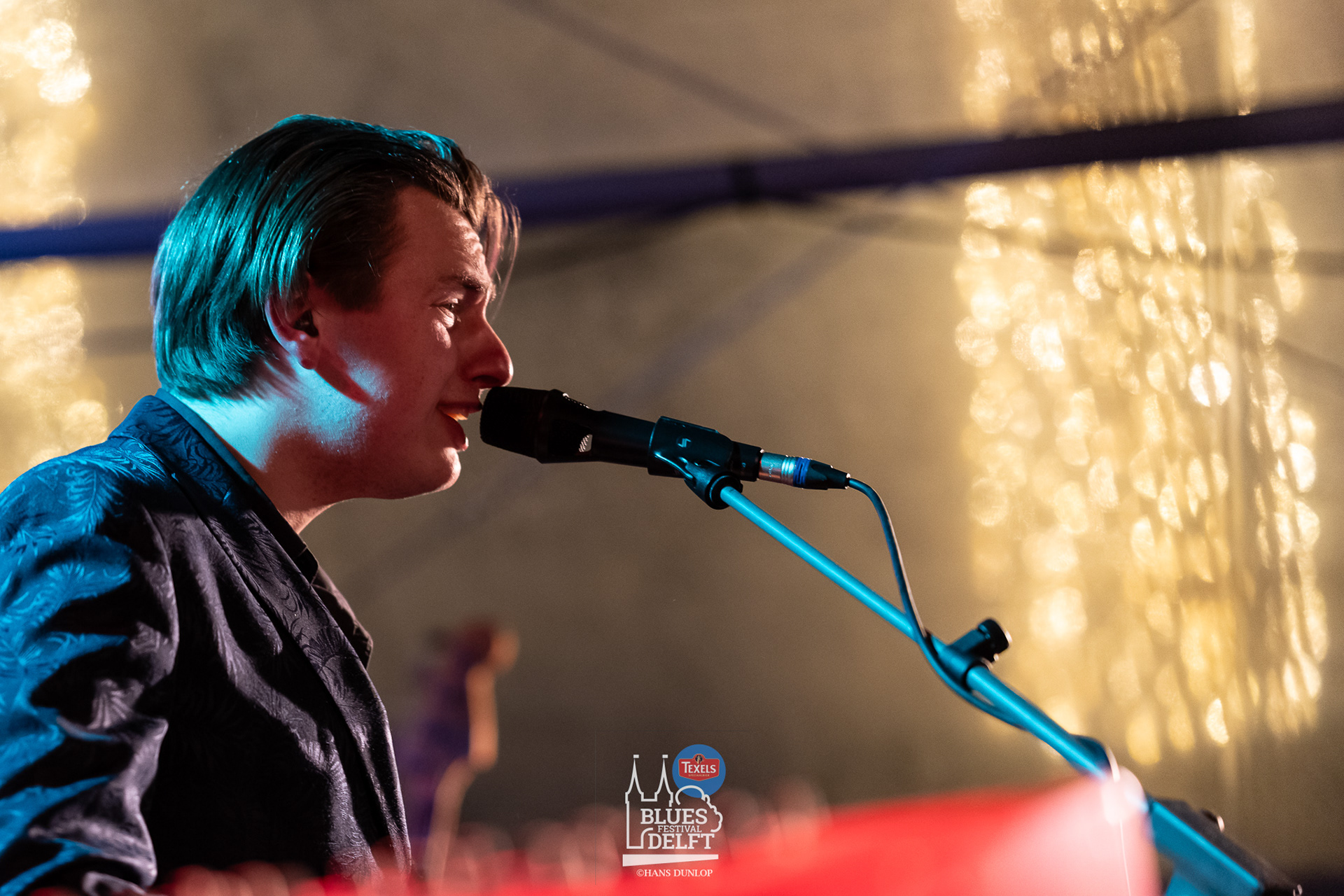 Meryn Bevelander in de tent bij Café de Oude Jan