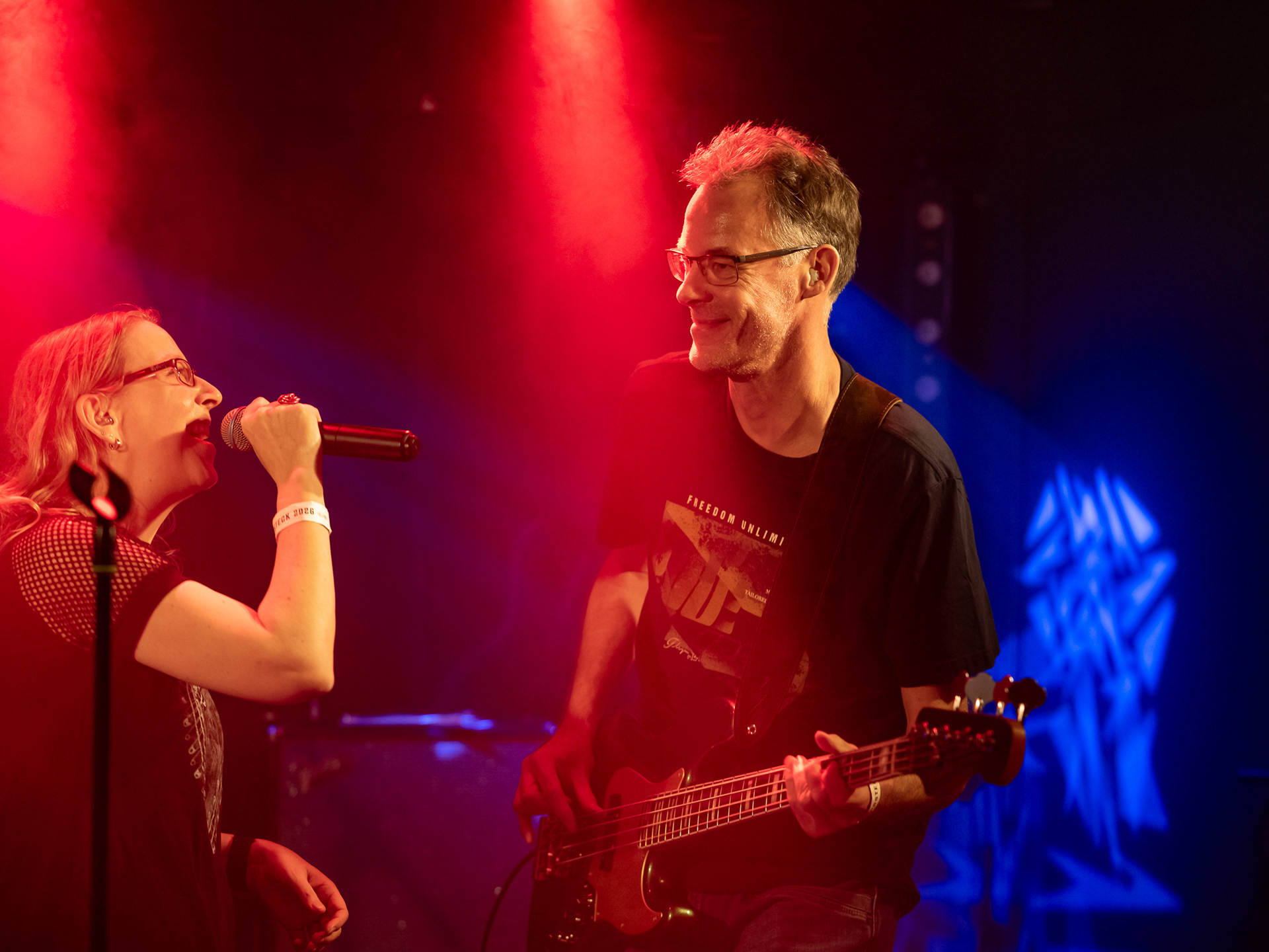 Crowd Control in Steck