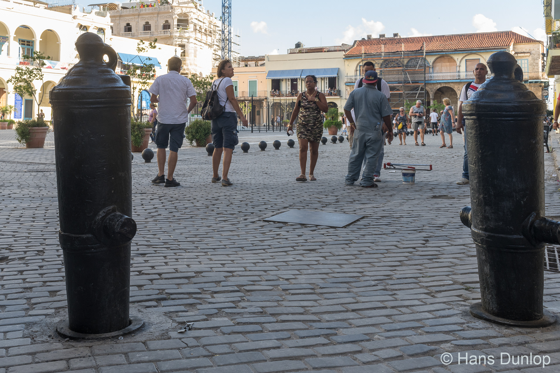 it's raining cannons