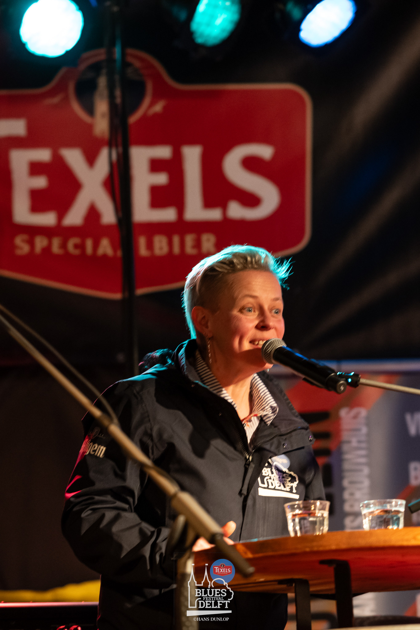 Opening van het Texels Blues Festival  in de tent bij De Oude Jan