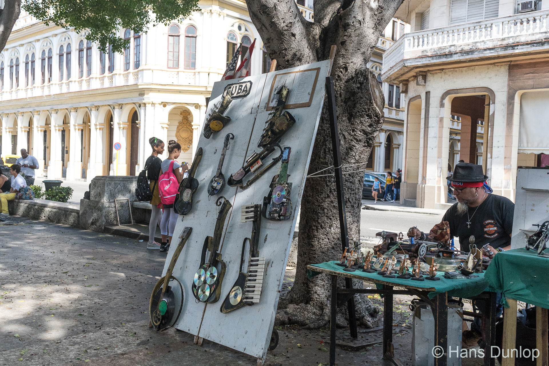 Prado del Prado: ready made Cuban art
