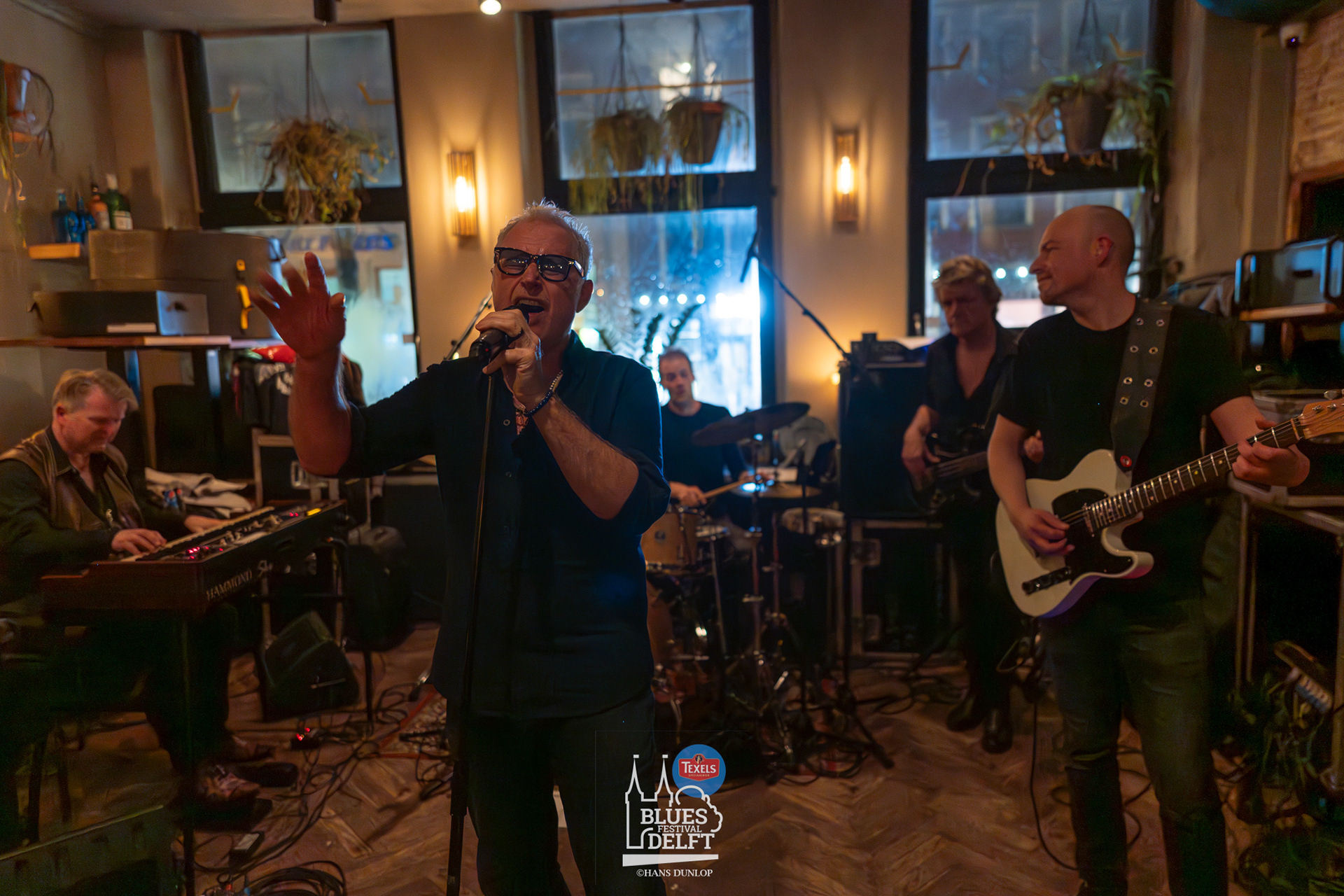 De Sjees: Phil Bee & Band