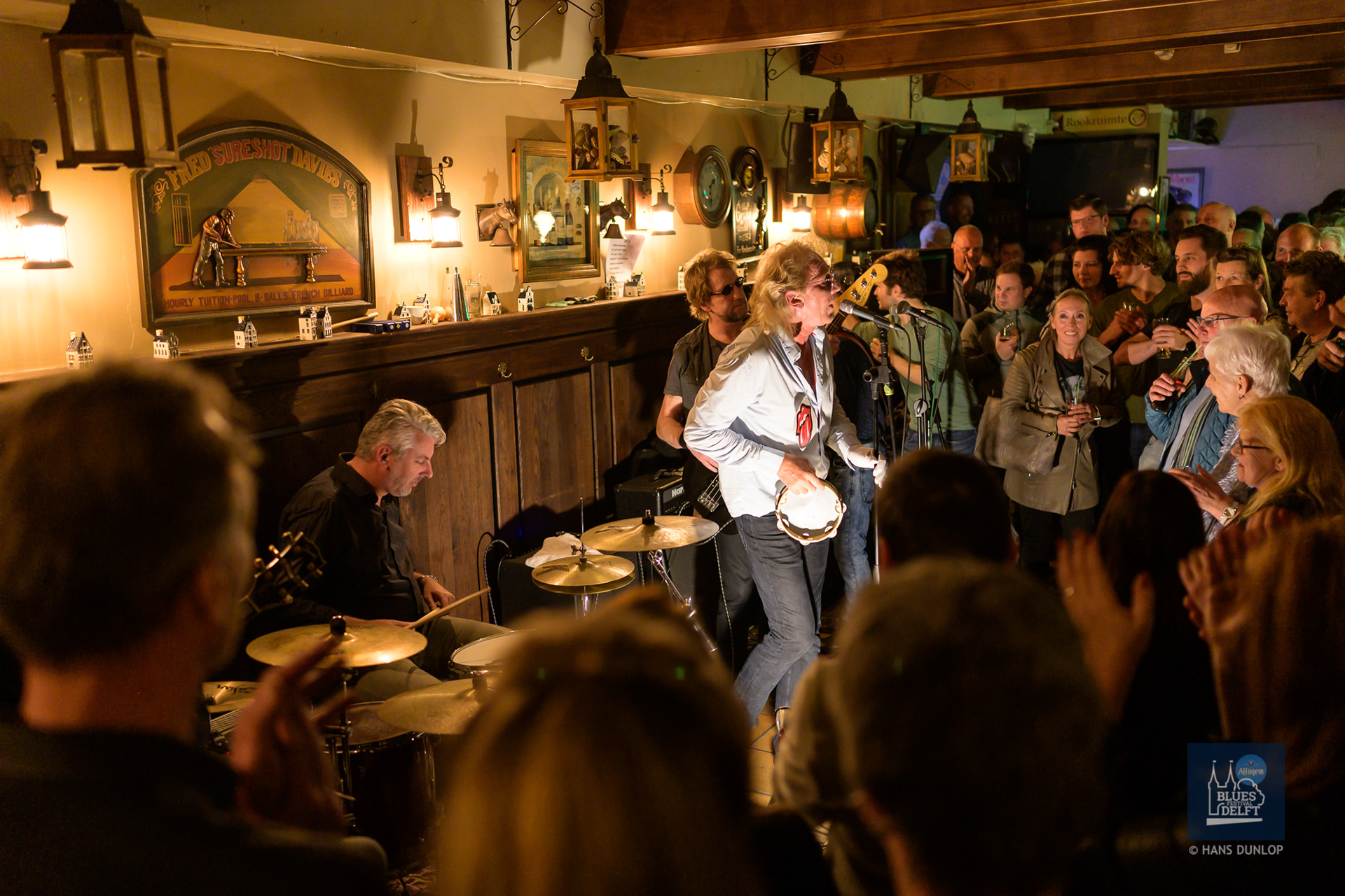 Stripped in café De Bonte Os