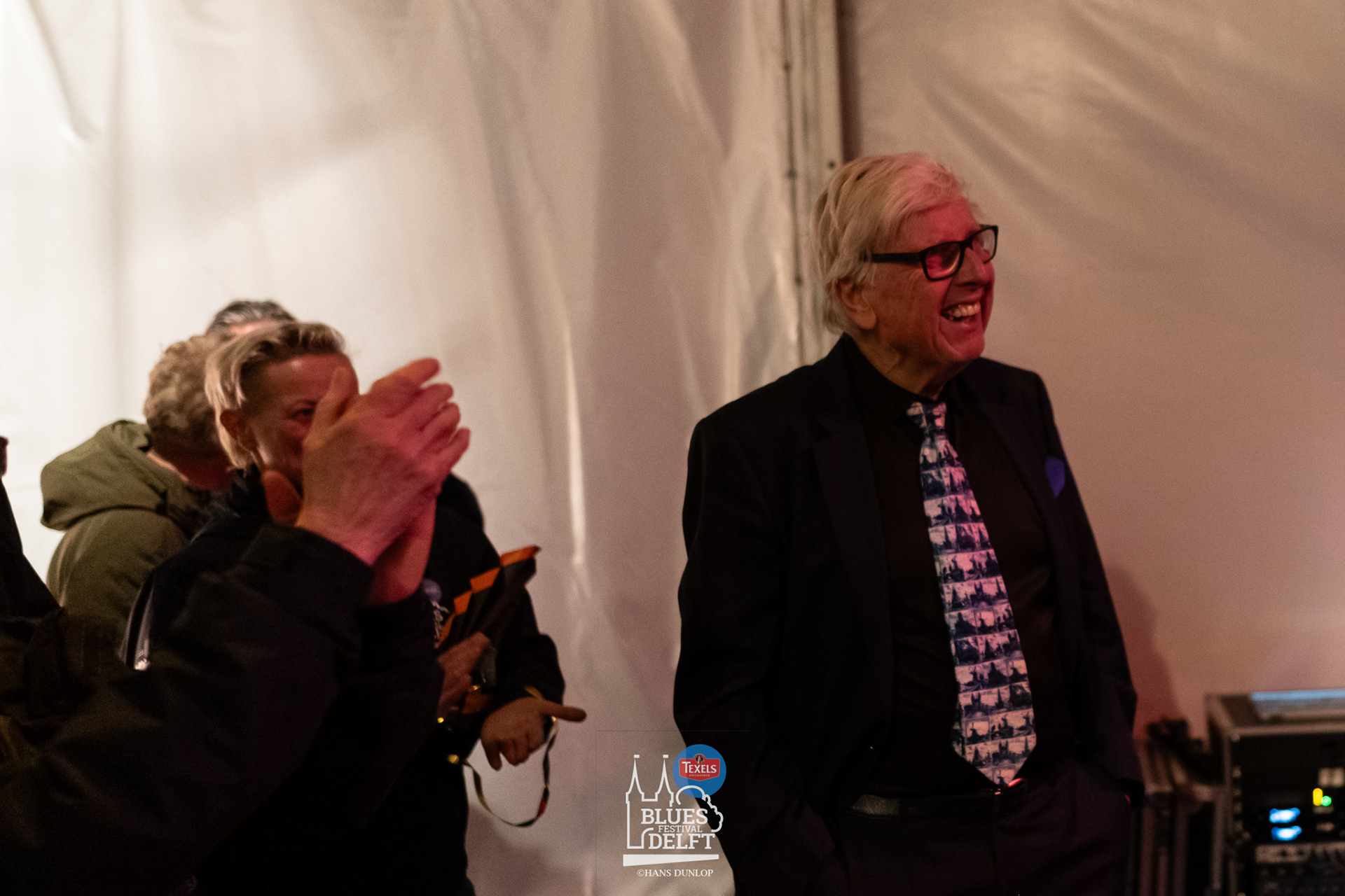 Opening van het Texels Blues Festival  in de tent bij De Oude Jan