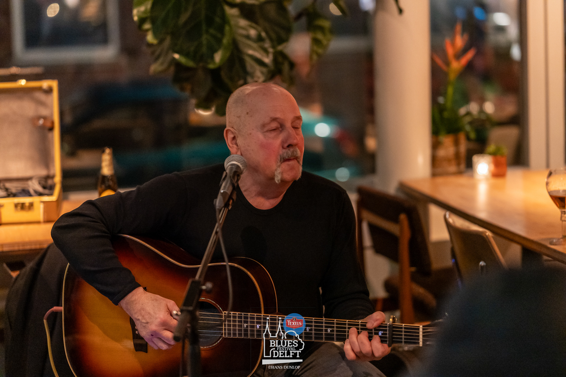 Hanno: The Men Unplugged