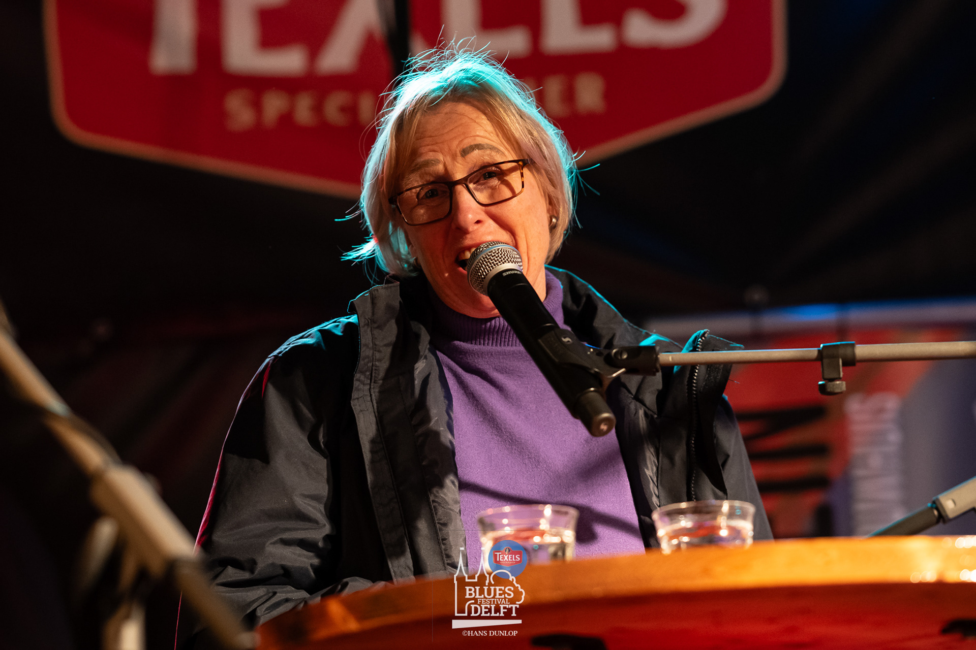 Opening van het Texels Blues Festival  in de tent bij De Oude Jan