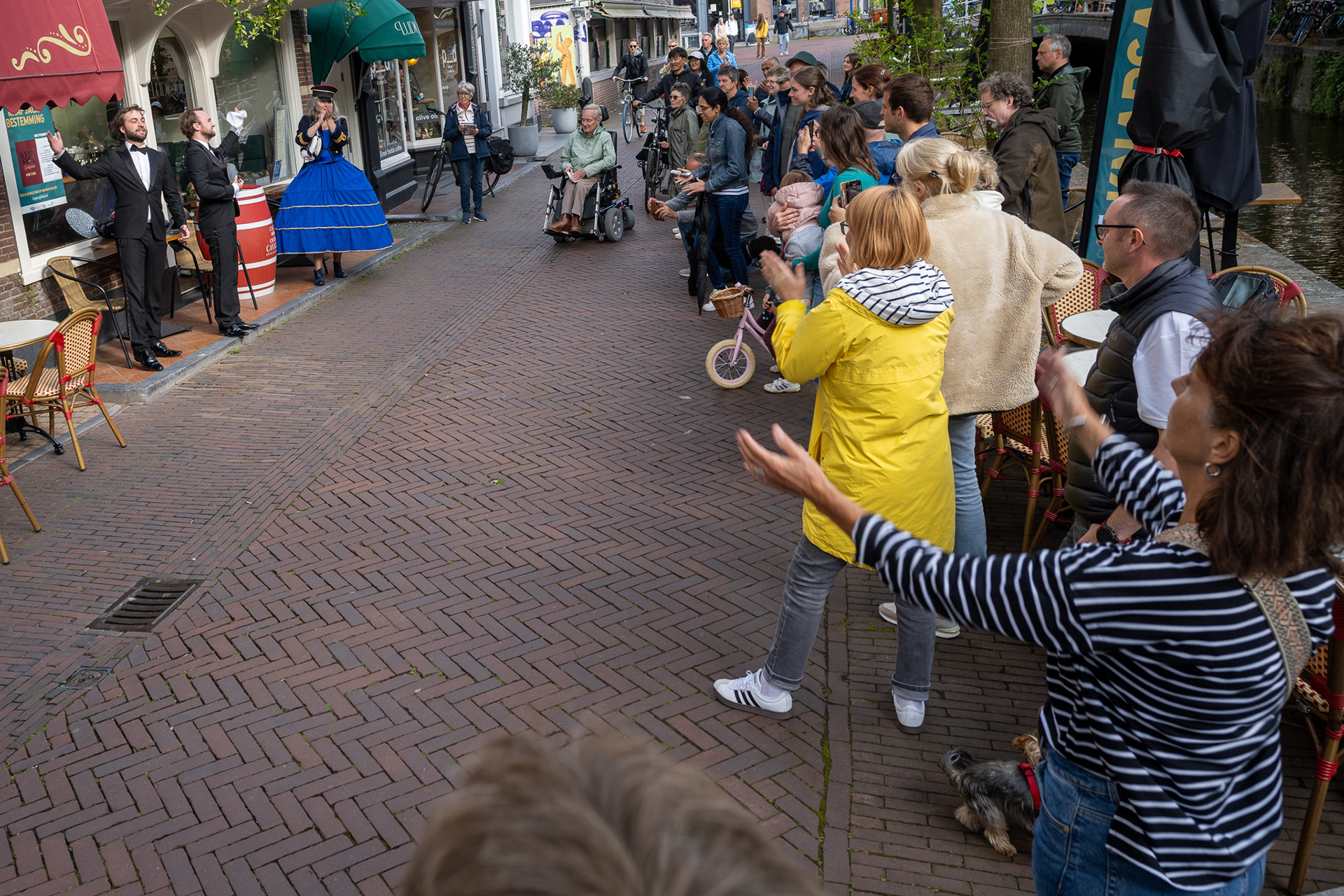 Kleine Mannen, Grote Stemmen