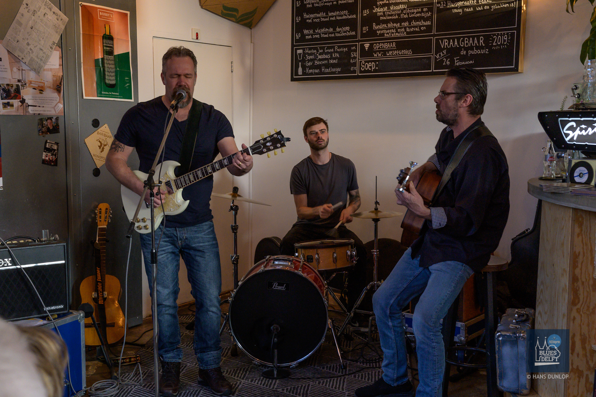 The Blue Tails in BarBaar