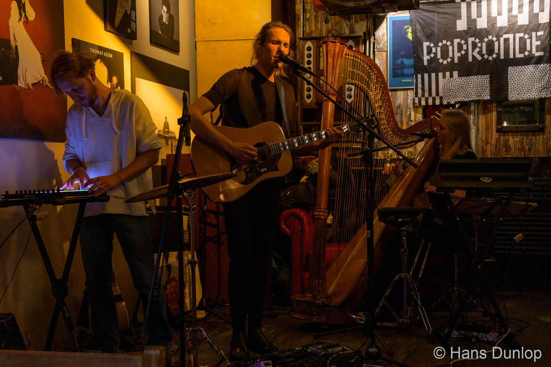 Out Of Skin (De Joffer)