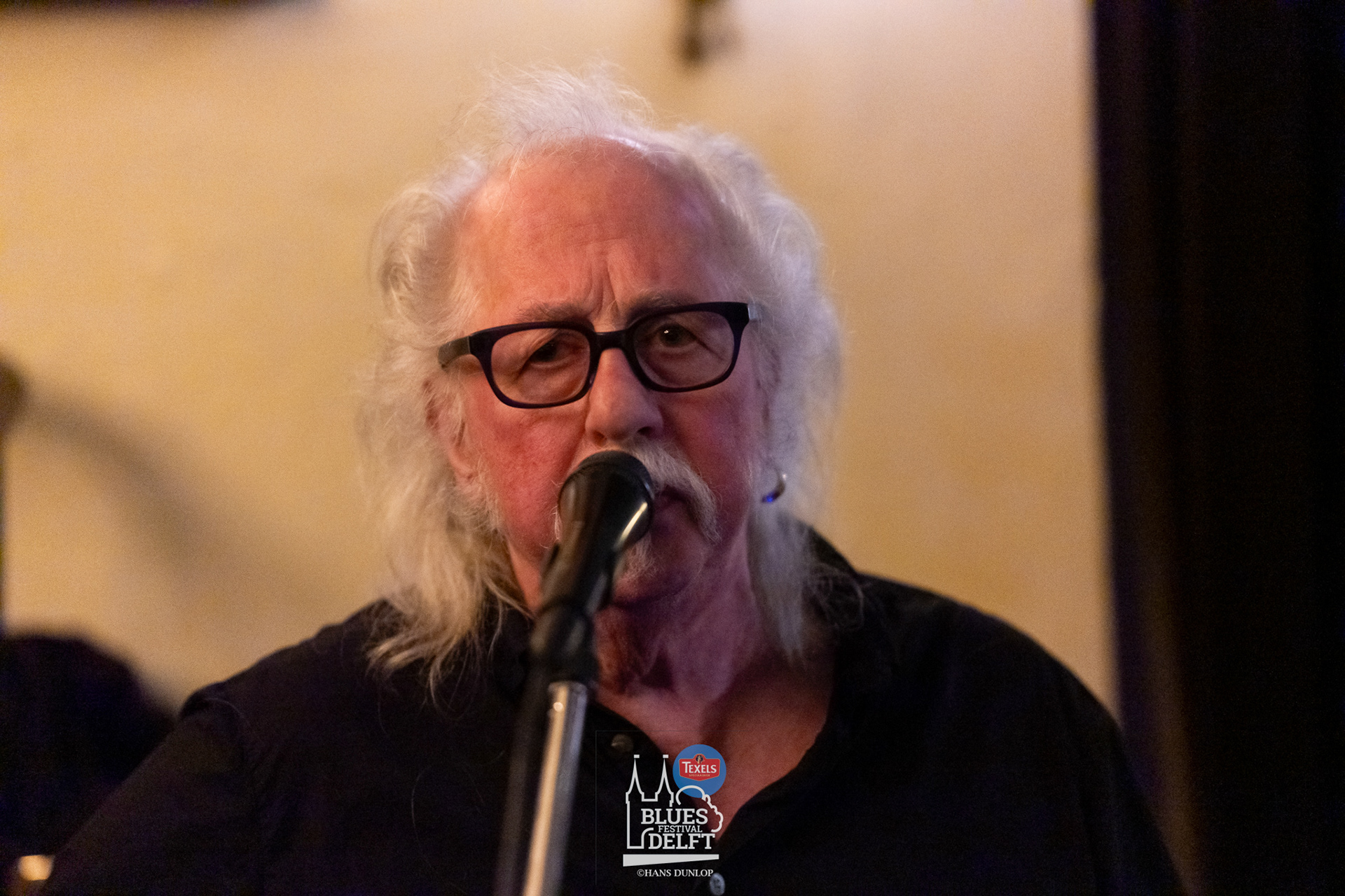 De Wijnhaven: Men in Blues