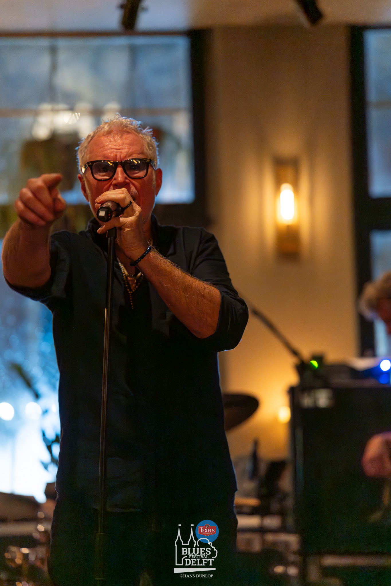 De Sjees: Phil Bee & Band