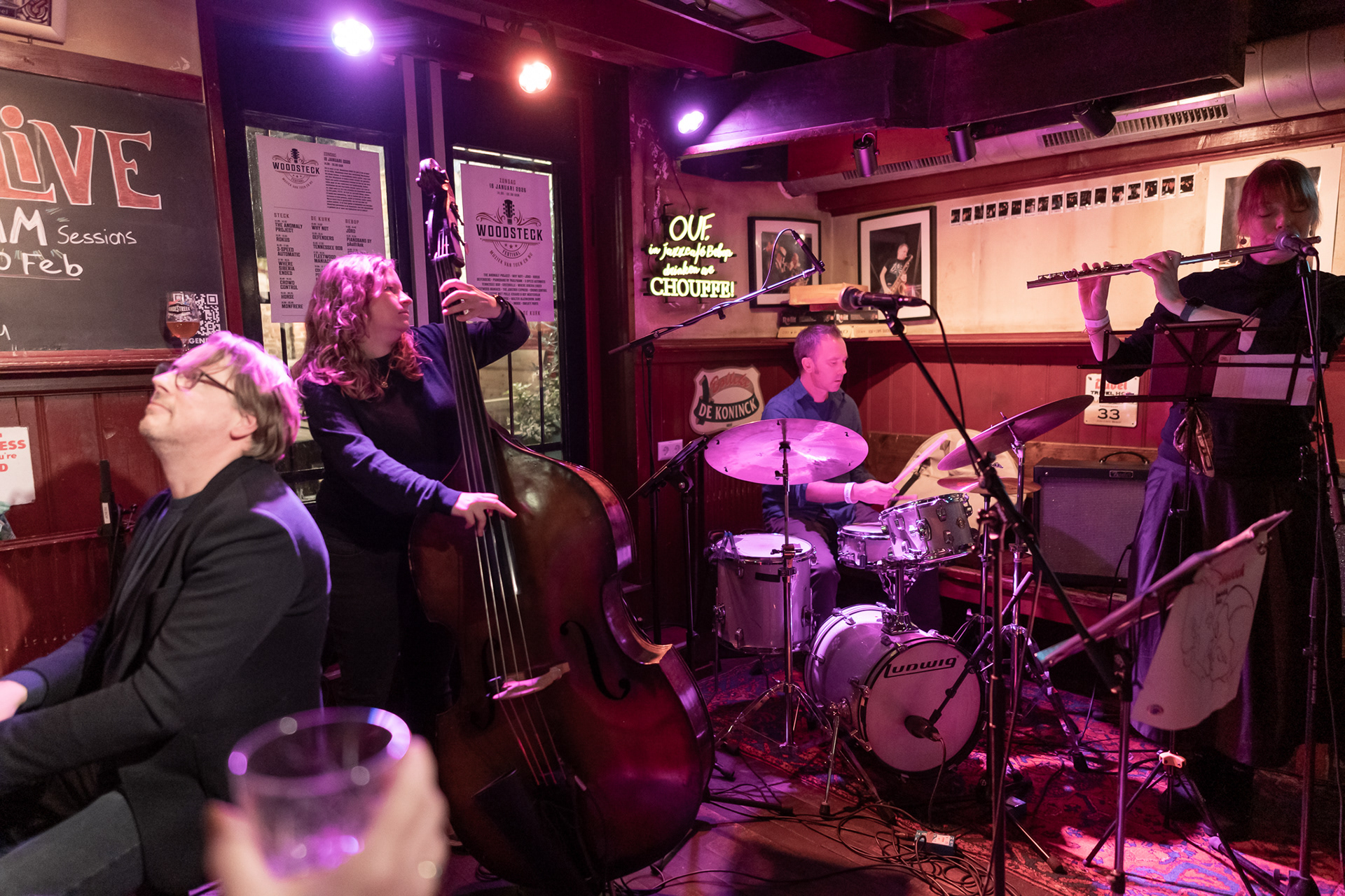 Smooch in Jazzcafé Bebop