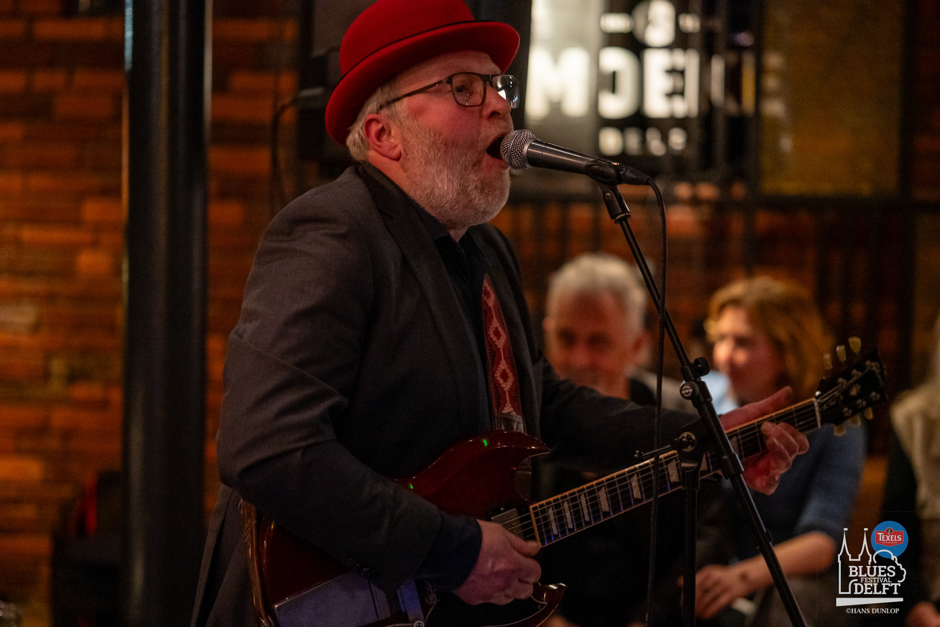 Little Boogie Boy in café Moeke