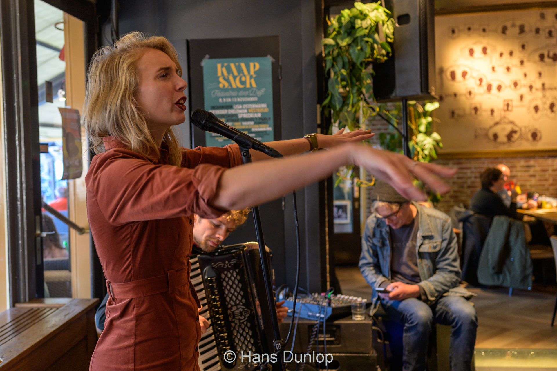 Tess et les Moutons in het Konings Huys