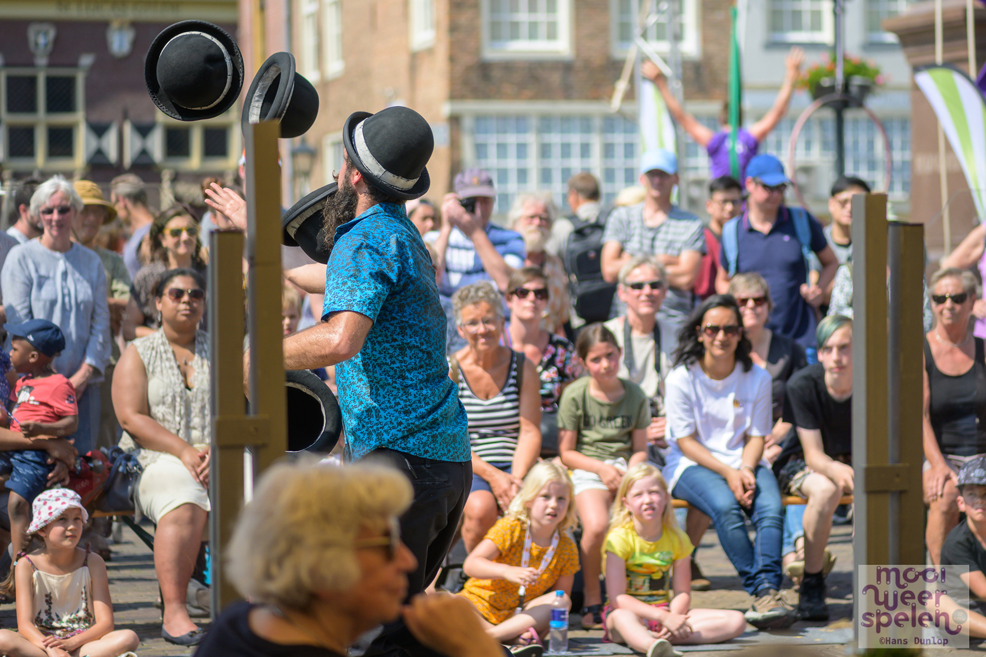 Guillermo Leon "Remember the show"