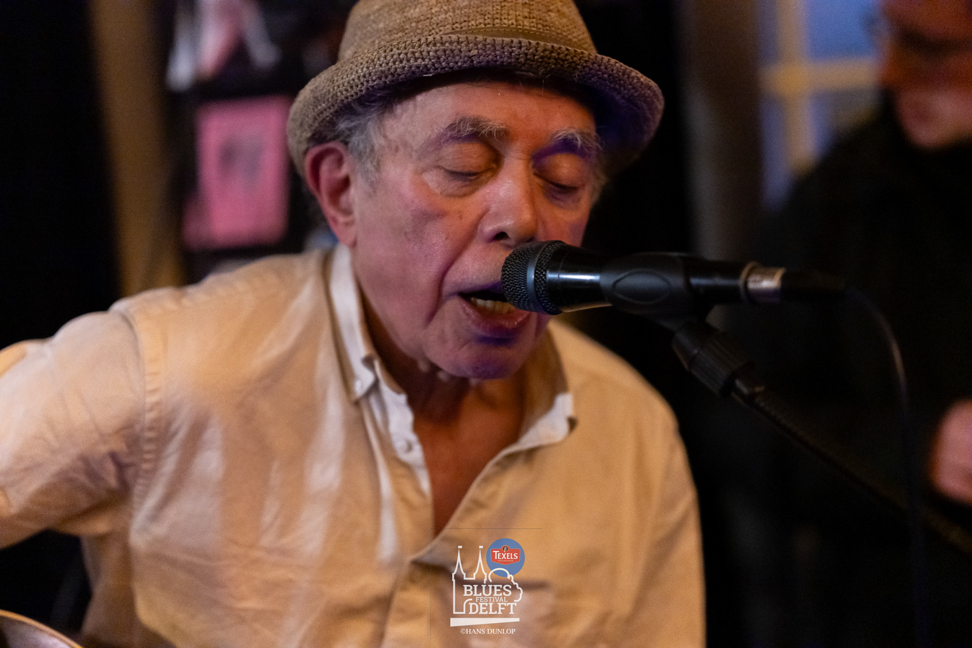 De Wijnhaven: Men in Blues