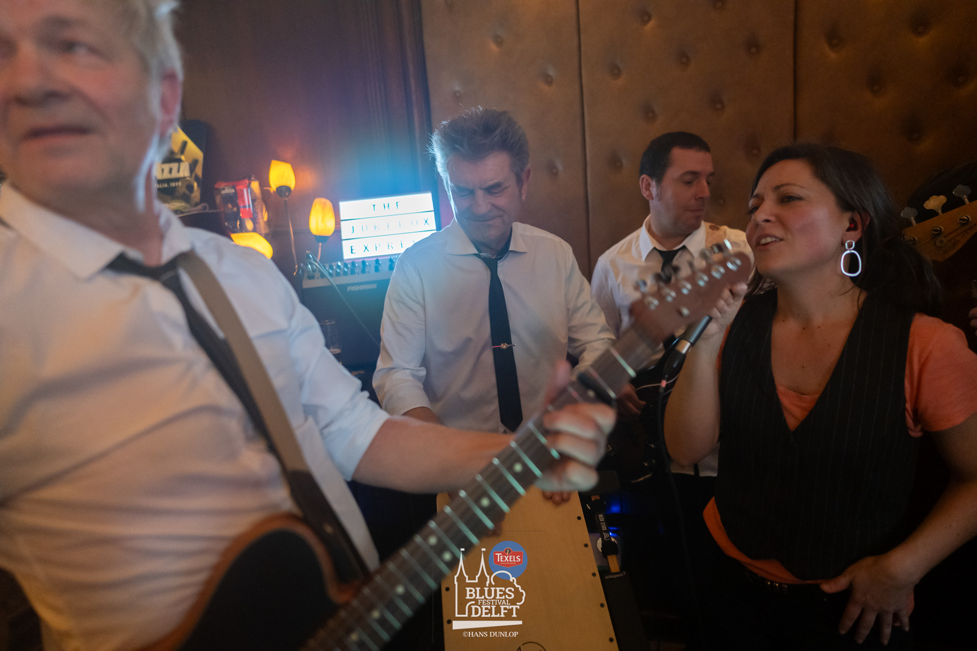 VanOuds, De Twee Kruikjes: The Jukebox Express