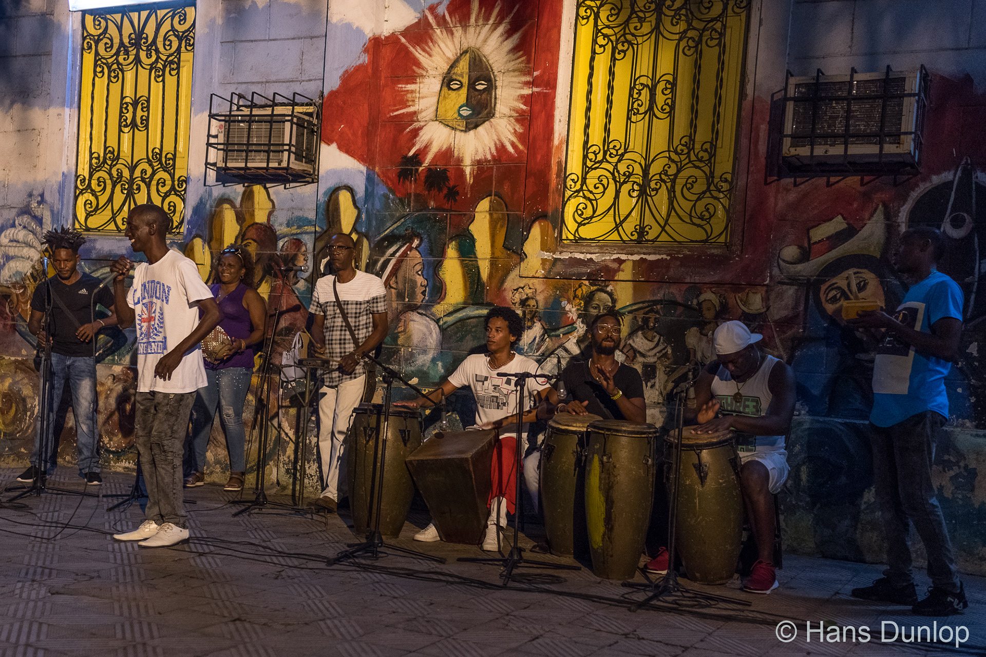 Casa del Caribe: Barbaro with his band playing "Musica Yoruba"