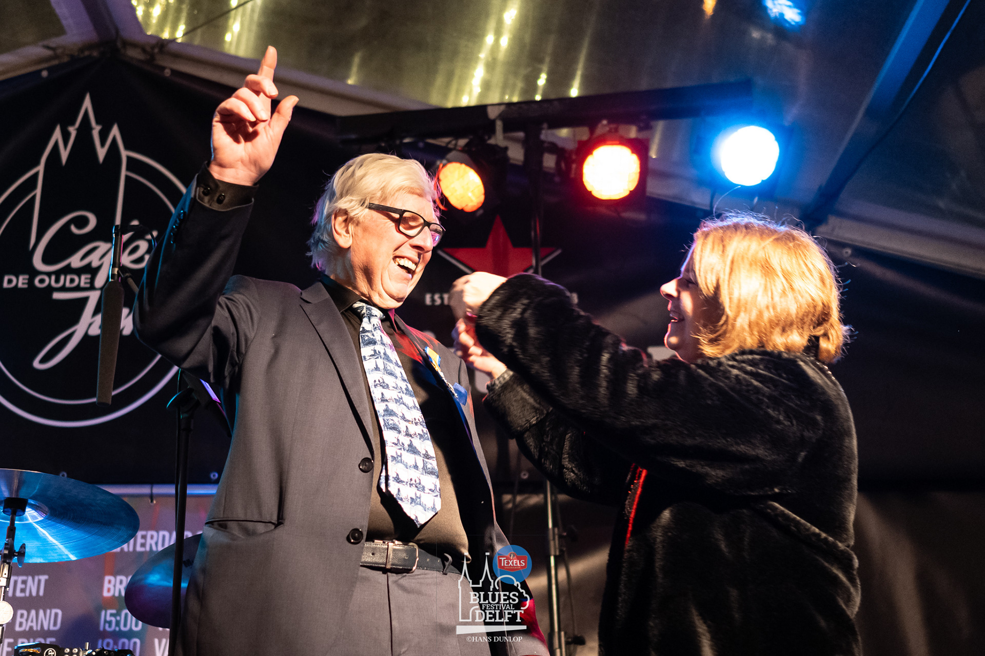 Opening van het Texels Blues Festival  in de tent bij De Oude Jan