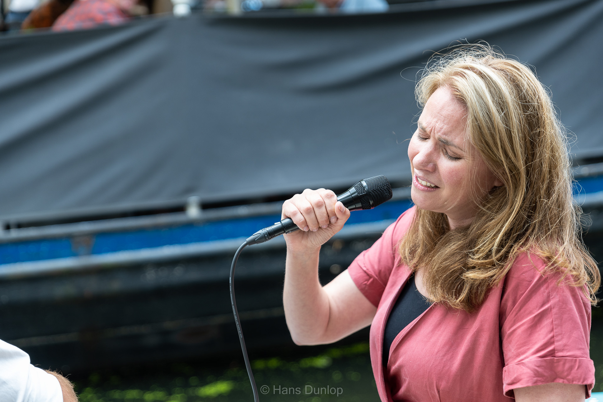 Tout Finit Par Des Chansons