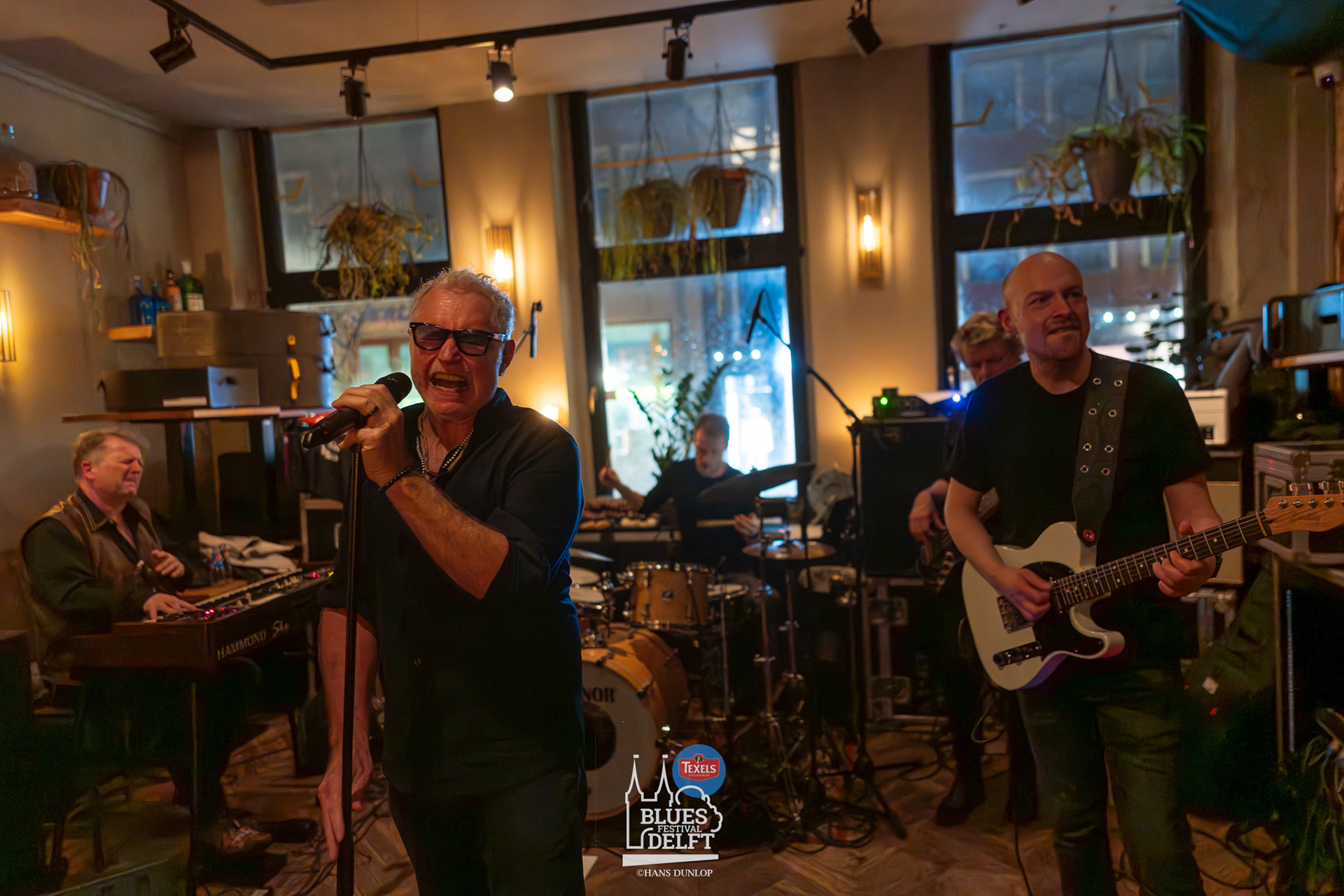 De Sjees: Phil Bee & Band