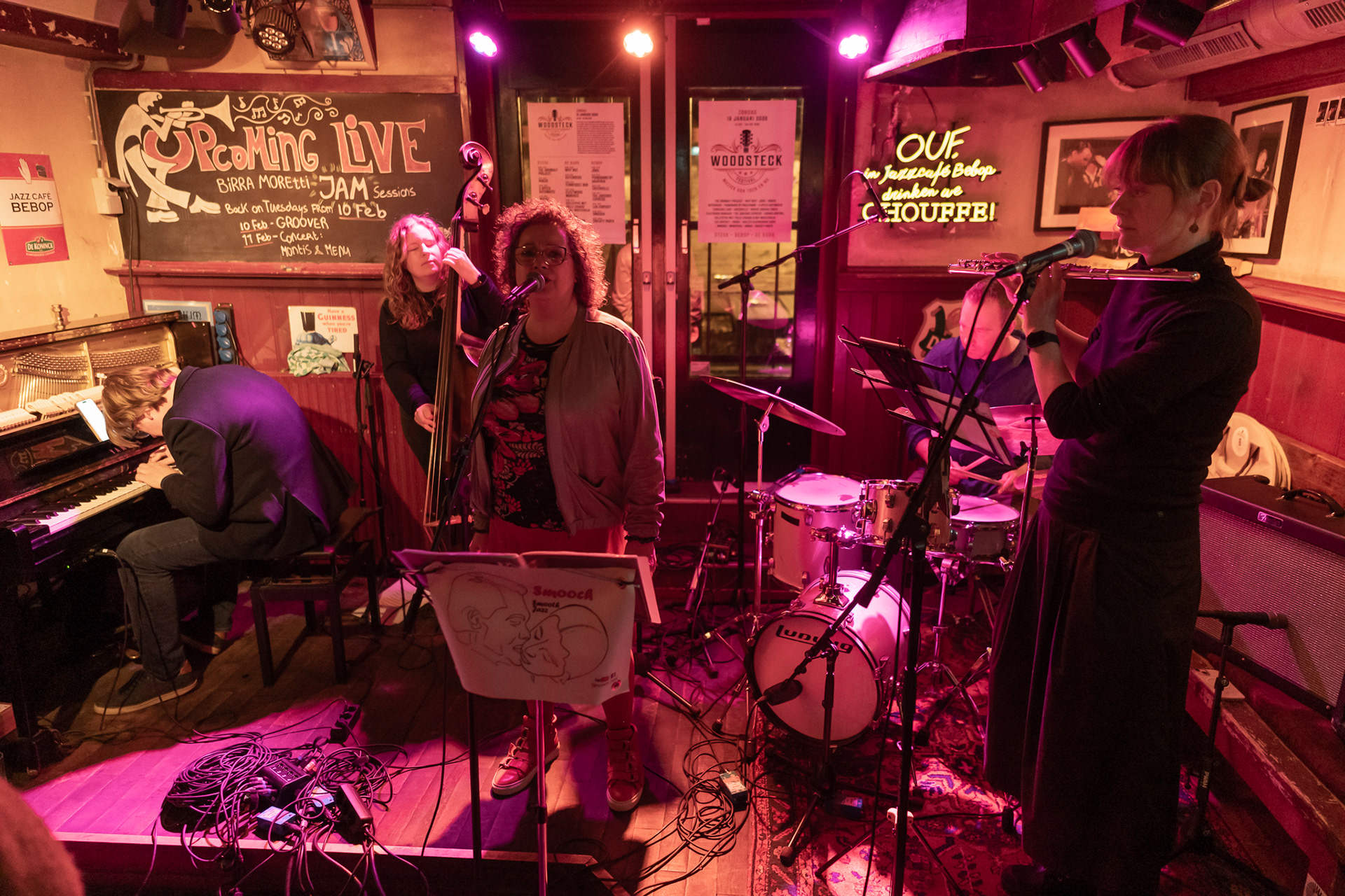 Smooch in Jazzcafé Bebop