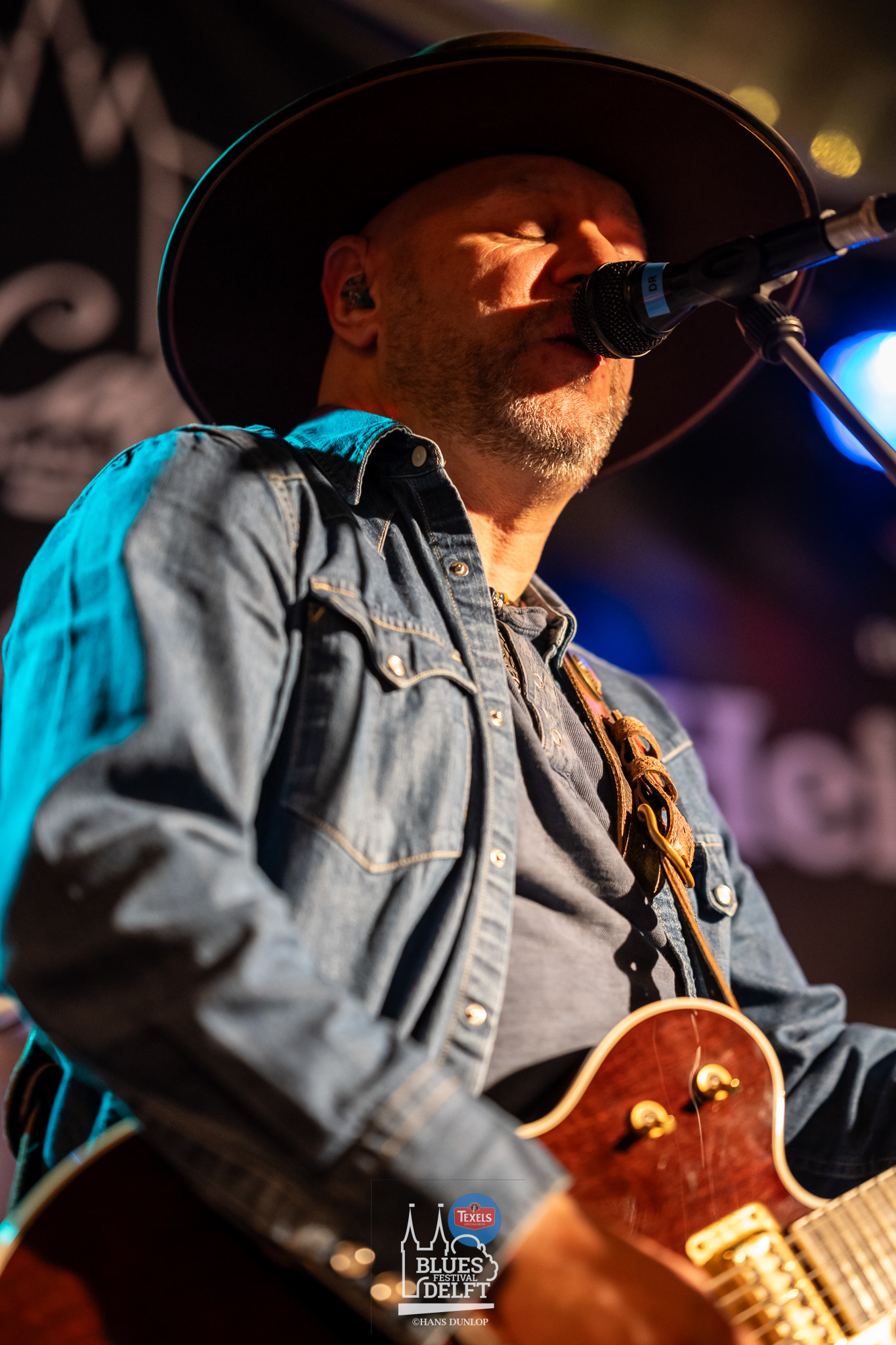 David Ronaldo in de tent bij De Oude Jan