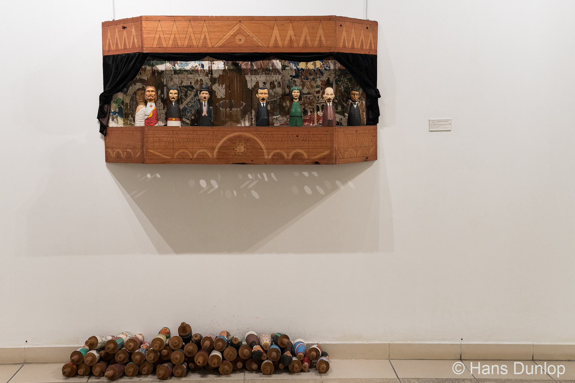 Carlos Alberto Estévez Carasa: La verdadera historia universal (1995)