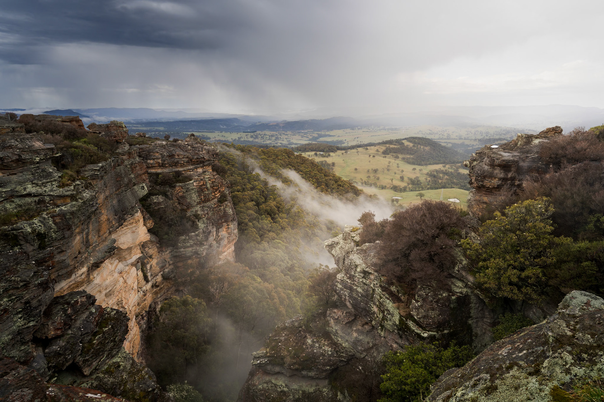 Hassans Walls, Lithgow
