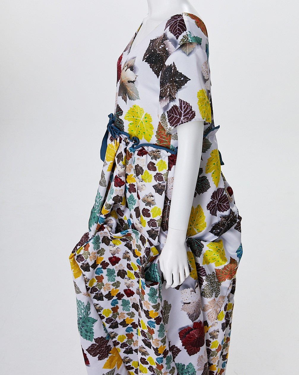 designed by prof. Sua Choi 2024 In Harmony with Nature : Sustainable Fashion Art (International Fashion Art Biennale in Seoul)