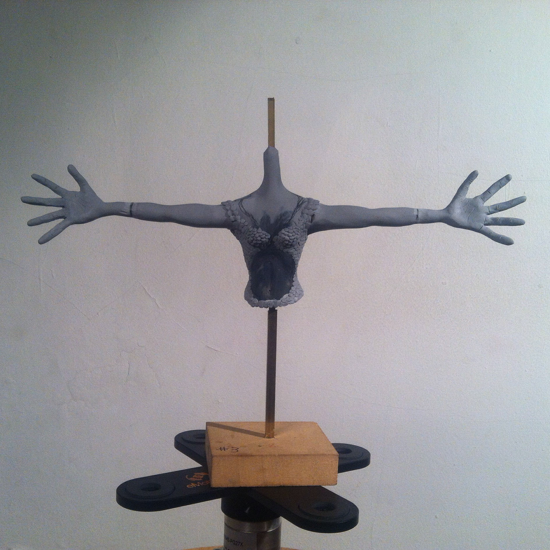 In progress : Torso and arms maquette