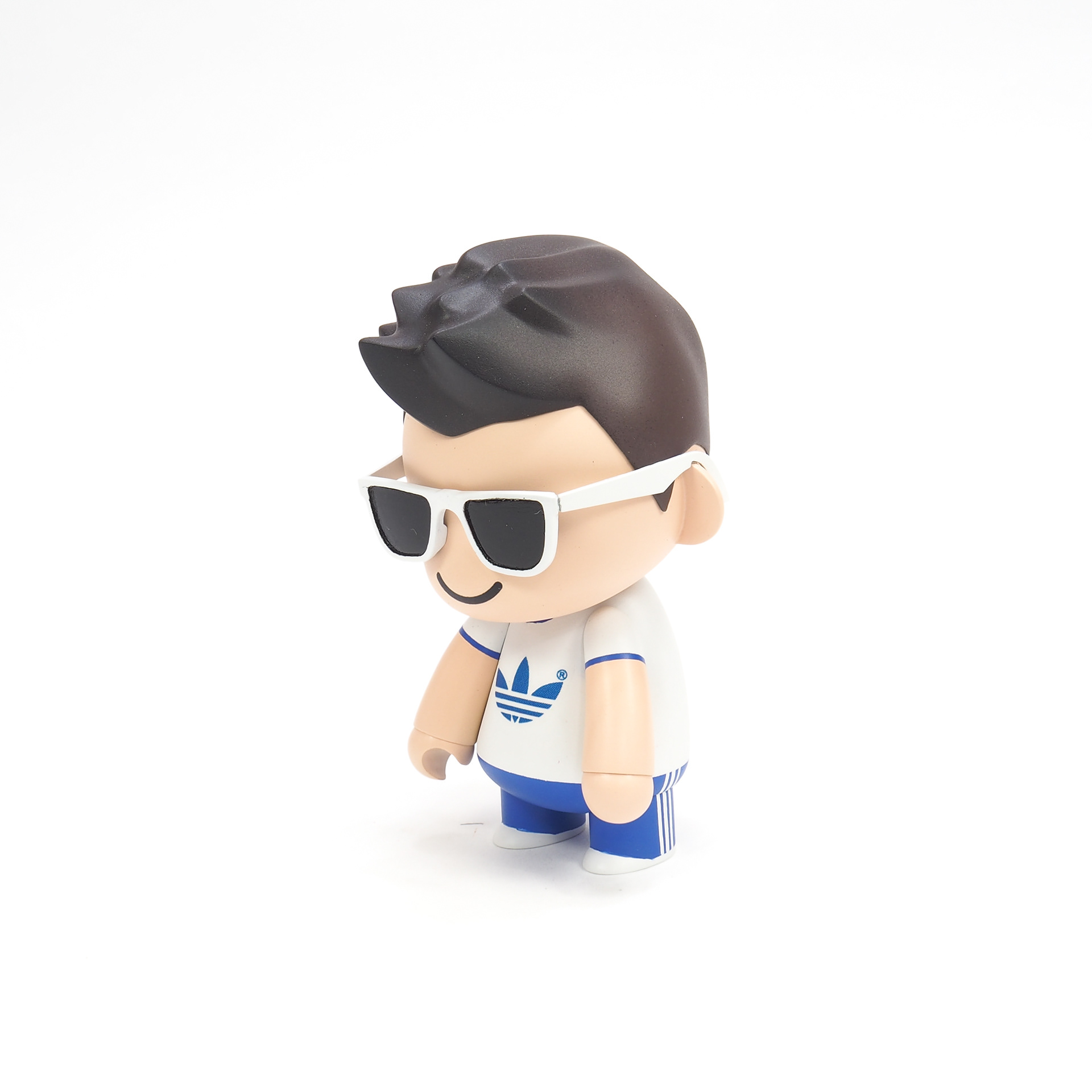 Vuzzy Adidas boy (2014)