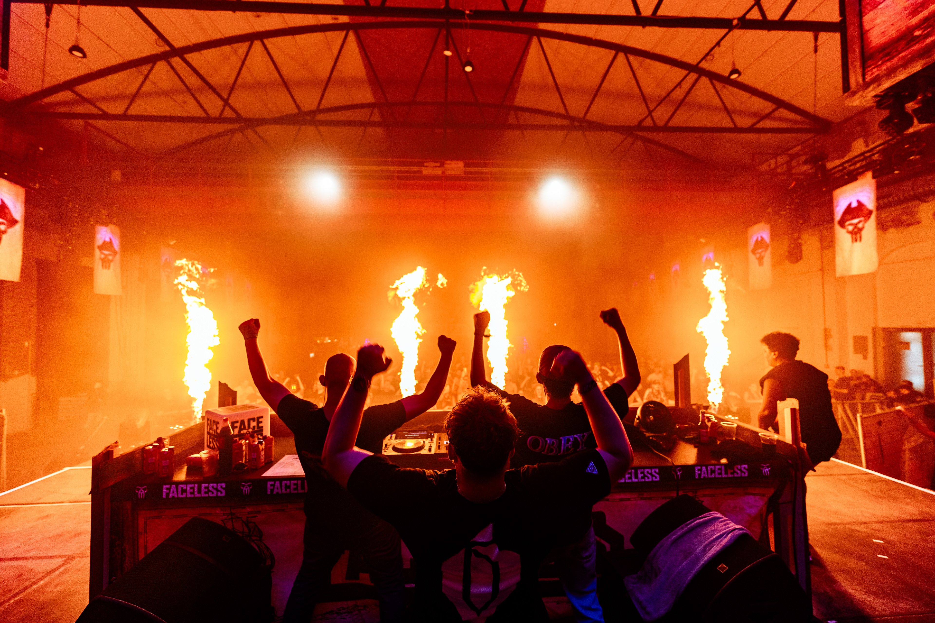 NEW WAVE LIVE @ FACELESS 2024