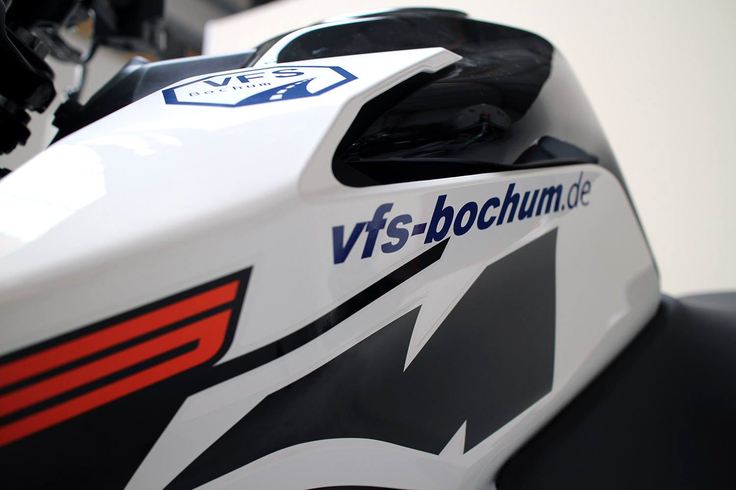 Verkehrsfachschule Bochum GmbH & Co. KG | Motorradbeschriftung eichmann