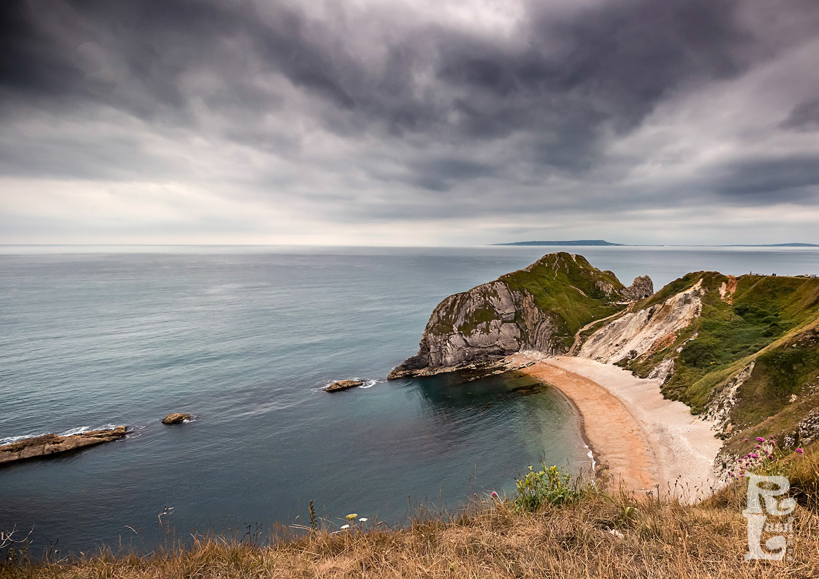 Man-o-War bay
