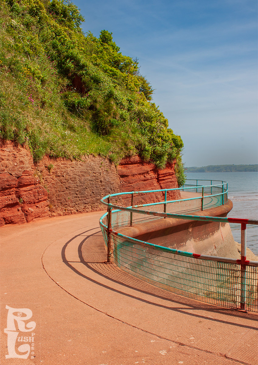 Goodrington pathway