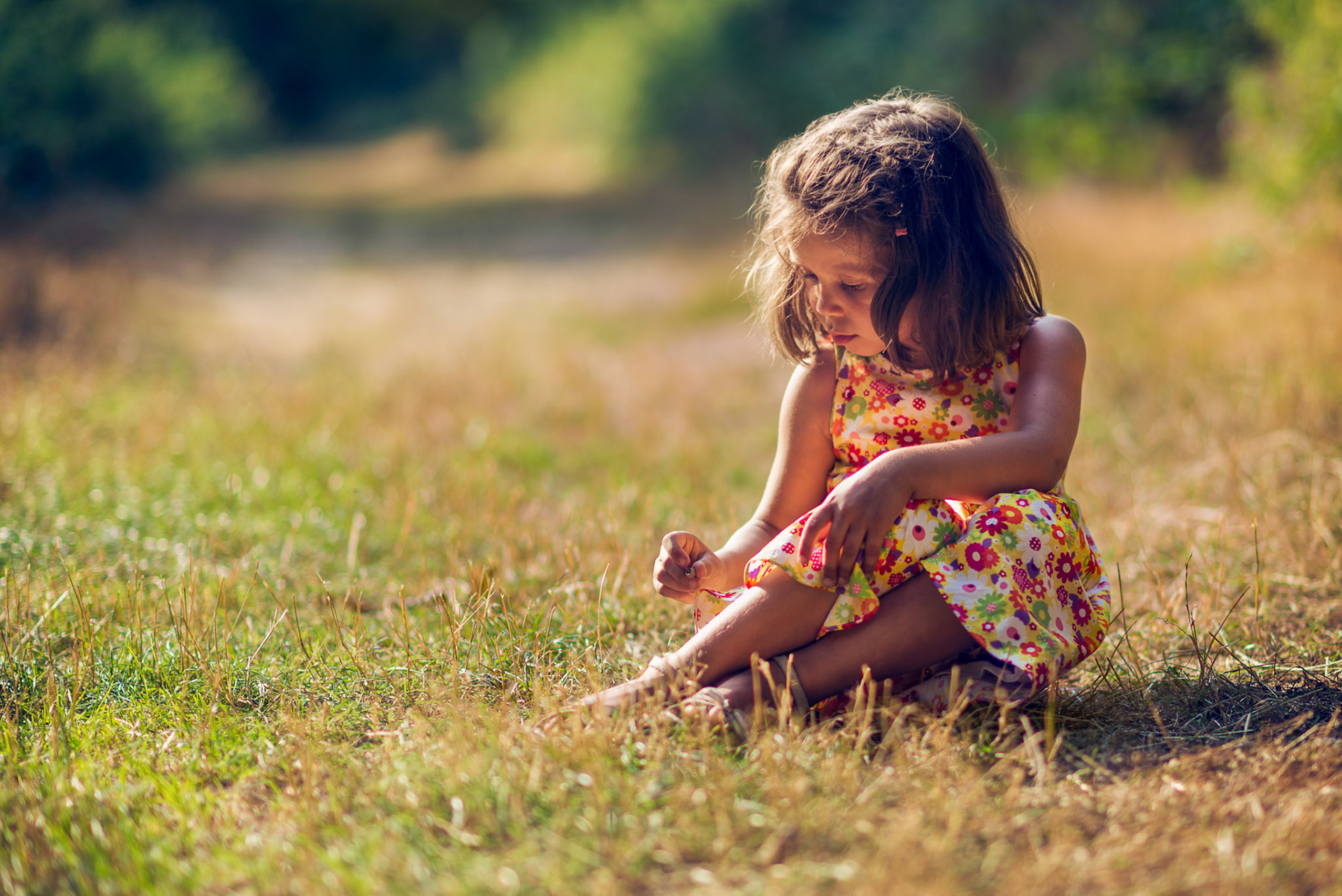 Discovering the nature, playing with green oak nuts... what else to do on a lazy hot summer evening?