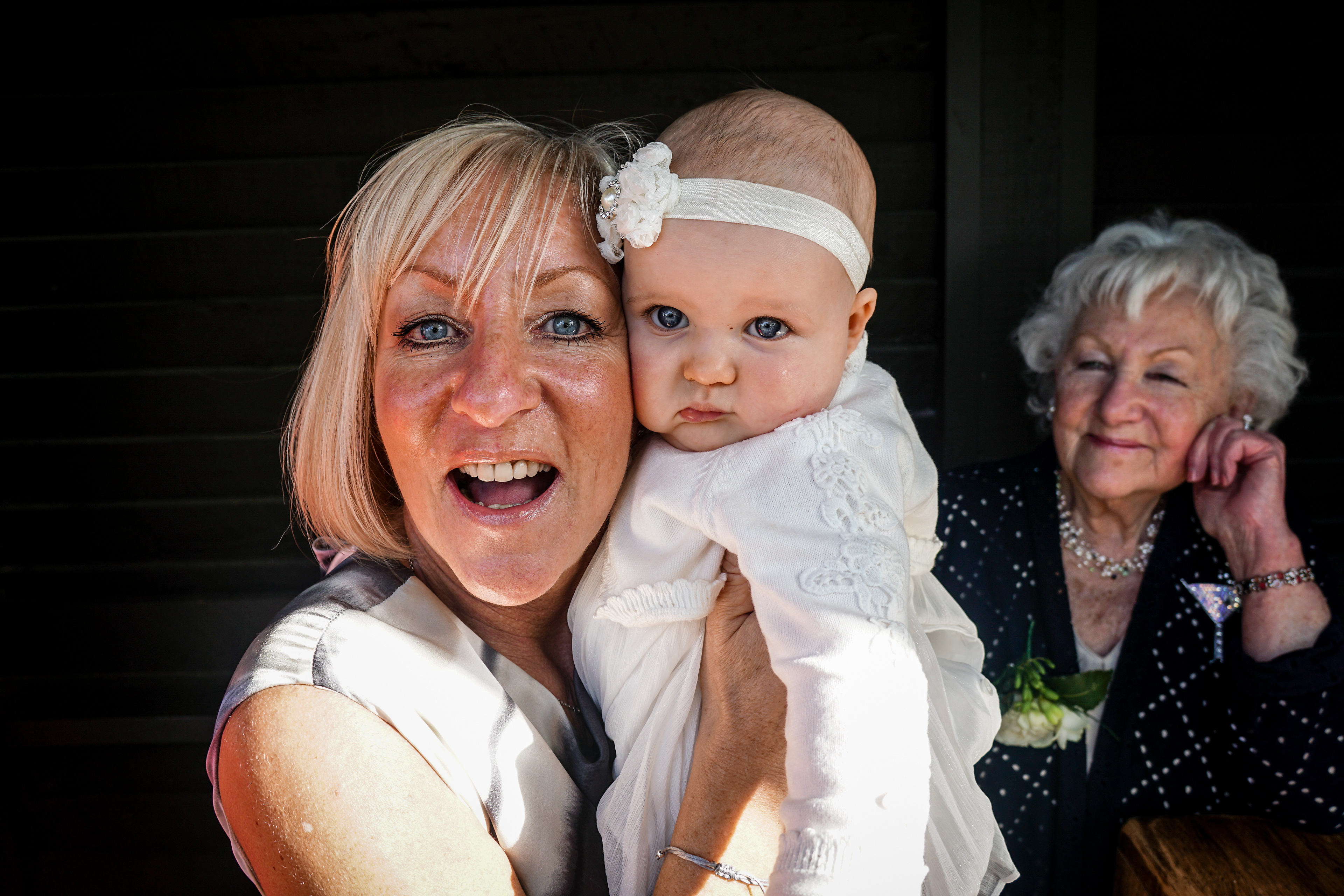 Hazel, great niece Maiya, mother Muriel