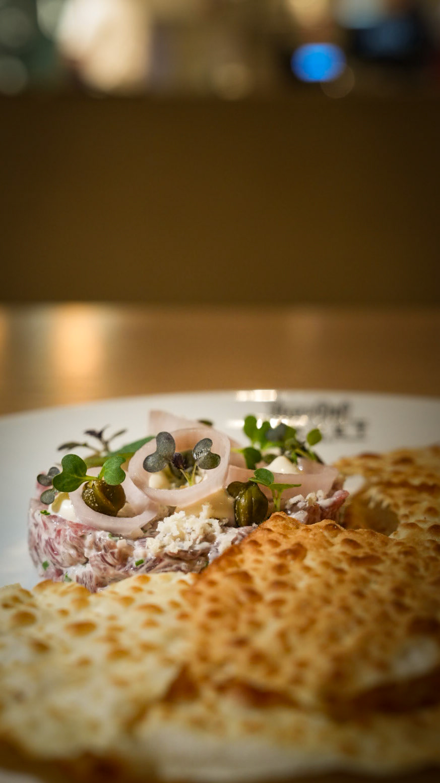 Lira by Essencia | Beef tartare, oyster emulsion, horseradish