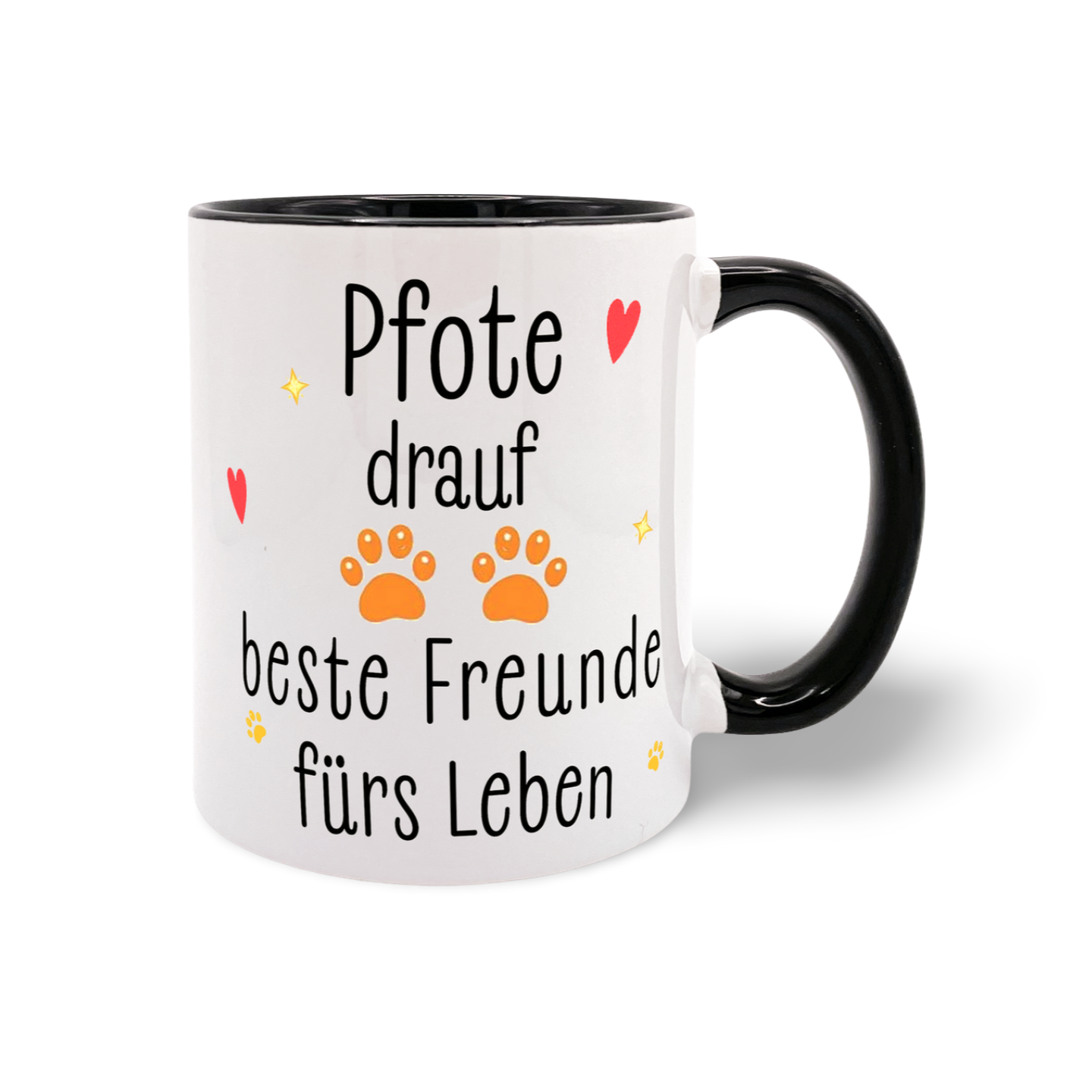 Weiße Tasse mit schwarzem Henkel und Innenseite sowie dem Text 'Pfote drauf beste Freunde fürs Leben' und zwei orangefarbenen Pfotenabdrücken, umgeben von kleinen roten Herzen und gelben Sternen