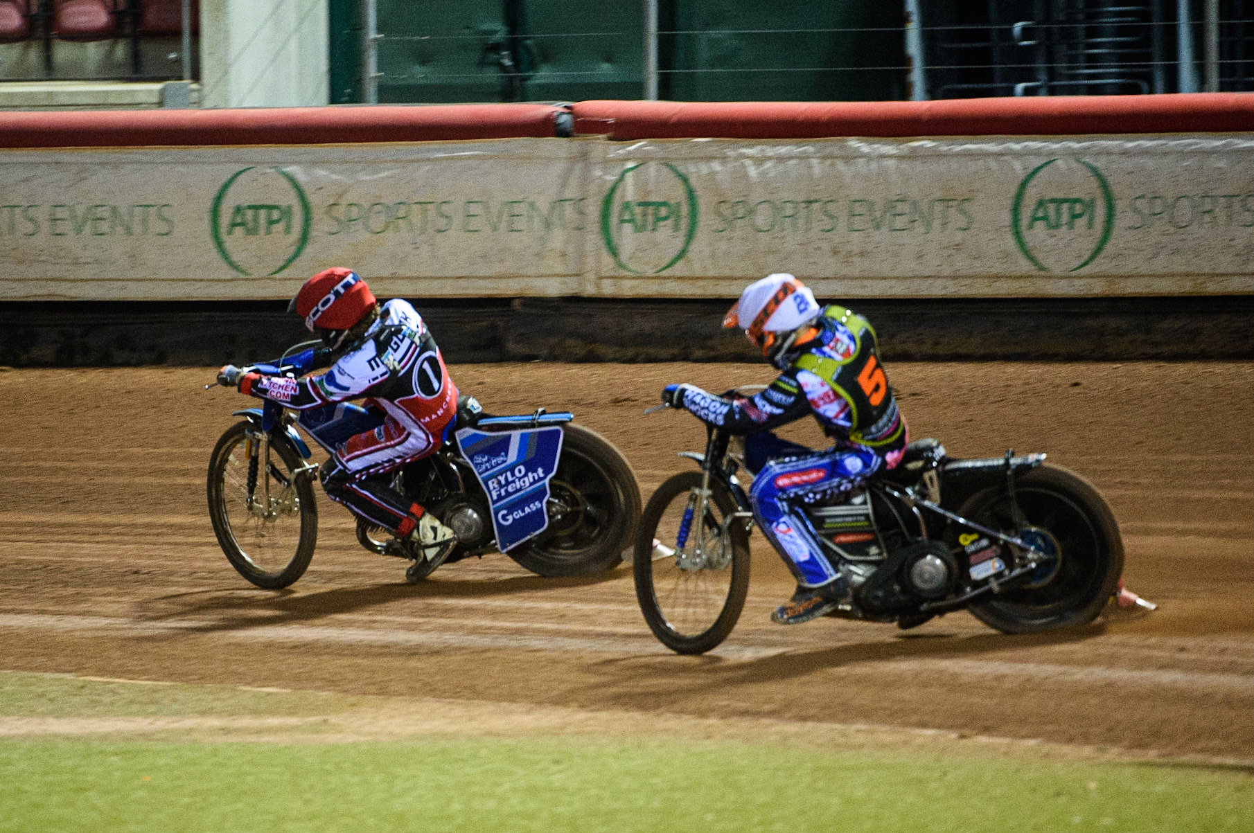 MANCHESTER, SEPT 3RD. Harry McGurk  (Red) passes Jason Edwards  (White) during the National Development League match between Belle Vue Aces and Mildenhall Fens Tigers at the National Speedway Stadium, Manchester on Friday 3rd September 2021. (Credit: Ian Charles | MI News)