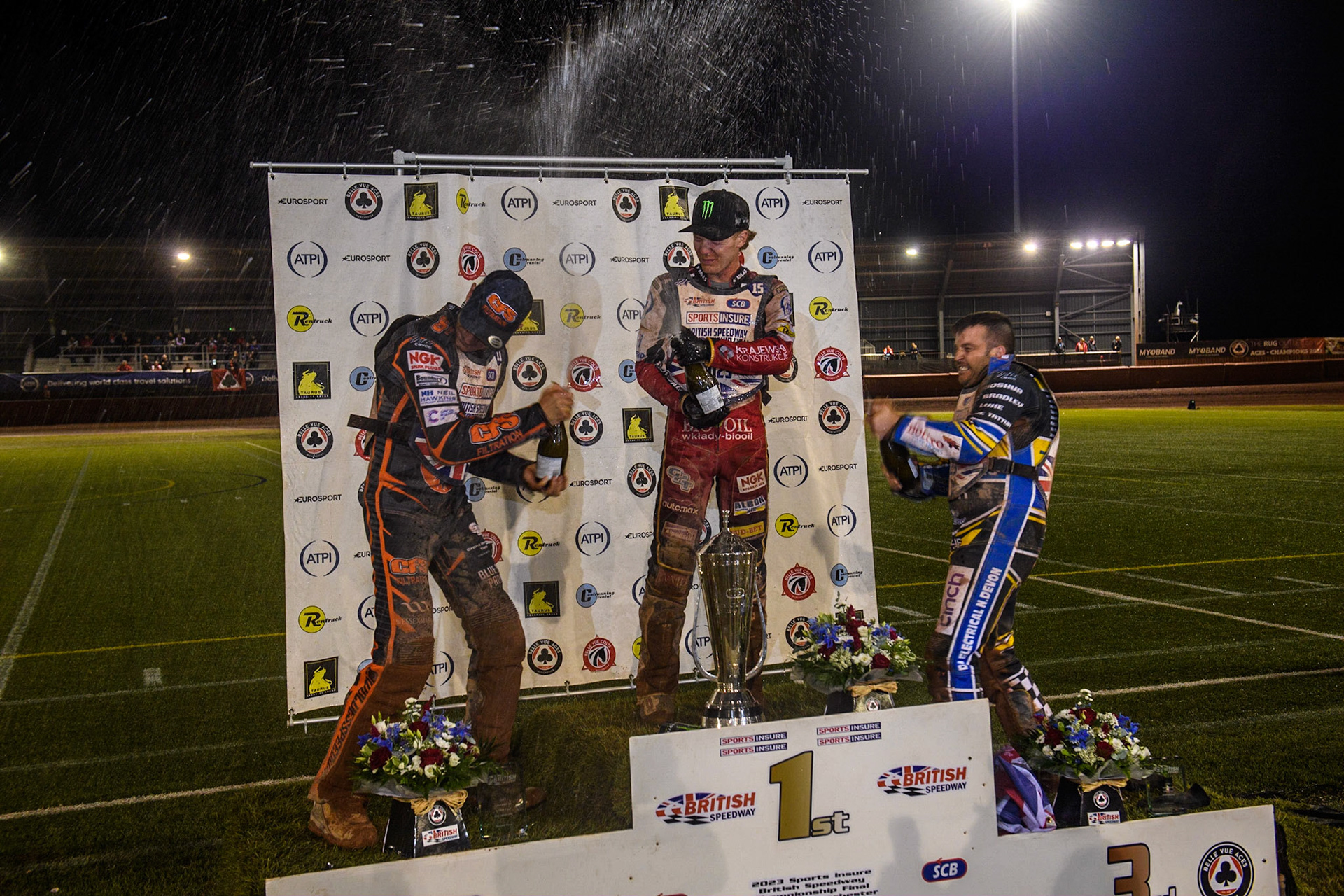 Champagne Capers during the Sports Insure British Speedway Final at the National Speedway Stadium, Manchester on Monday 14th August 2023. (Photo: Ian Charles | MI News)