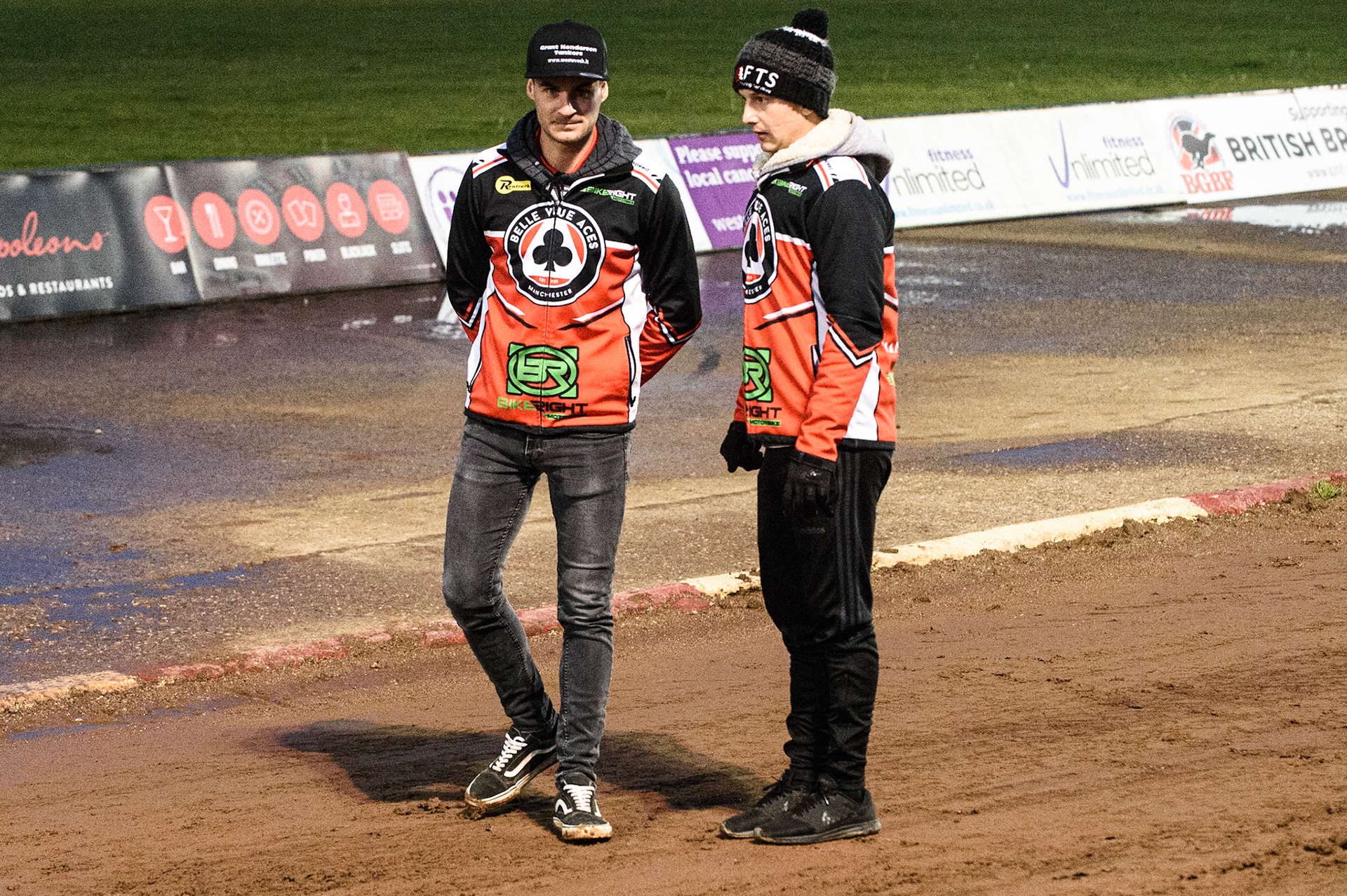 SHEFFIELD, UK. OCT 4THSteve Worrall  (left) with Jye Etheridge  during the SGB Premiership Semi Final Playoff 1st Leg between Sheffield Tigers and Belle Vue Aces at Owlerton Stadium, Sheffield on Monday 4th October 2021. (Credit: Ian Charles | MI News)