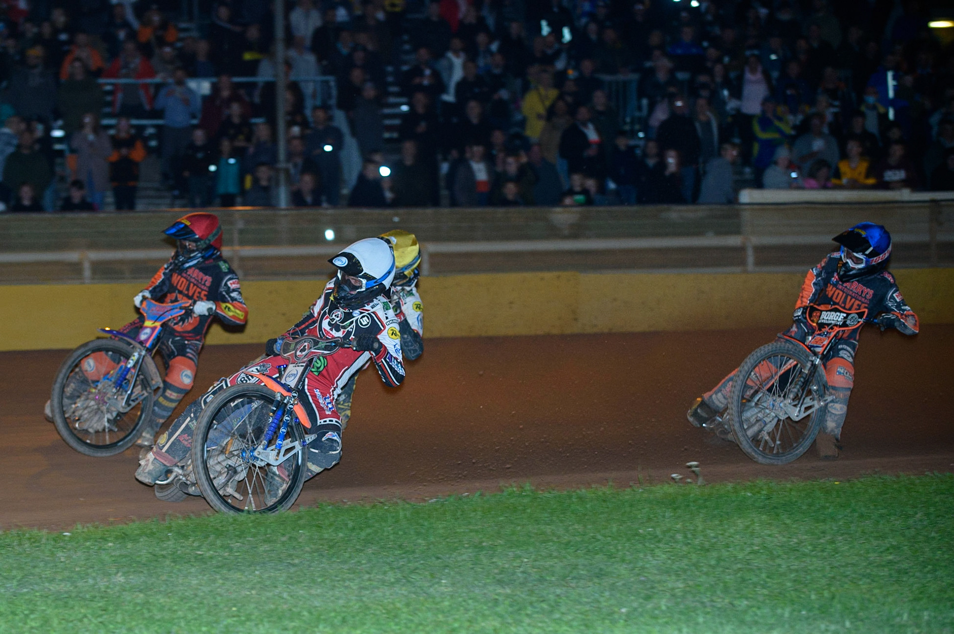 WOLVERHAMPTON, UK. AUGUST 30TH. Brady Kurtz  (White) leads Rory Schlein  (Red) and Nikolaj B. Jakobsen  (Yellow) with Luke Becker (Blue) during the SGB Premiership match between Wolverhampton Wolves and Belle Vue Aces at Monmore Green Stadium, Wolverhampton on Monday 30th August 2021. (Credit: Ian Charles | MI News)