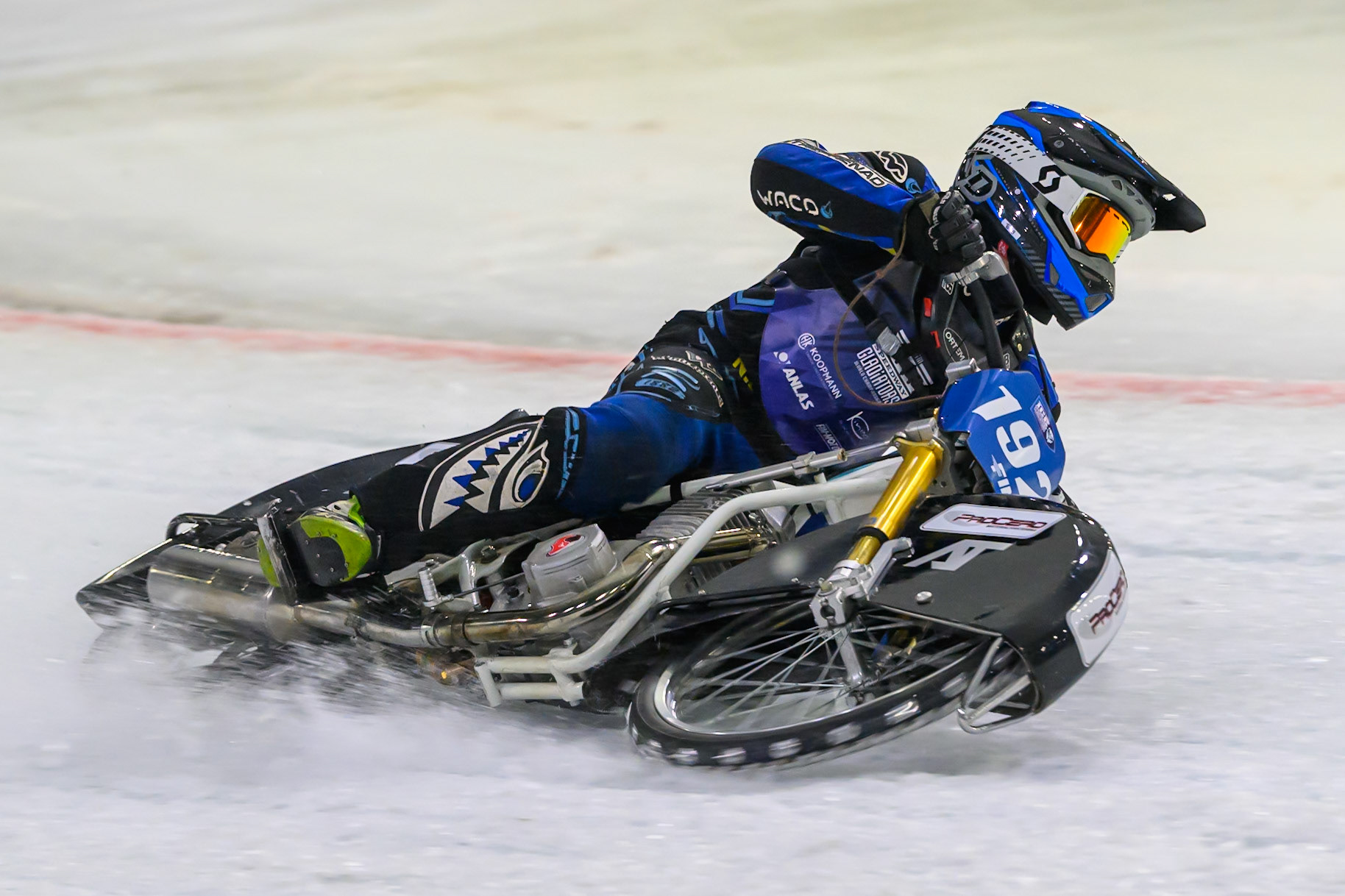 Niclas Svensson (192) of Sweden practices during practice for the FIM Ice Speedway Gladiators World Championship Final 3 at Ice Rink Thialf, Heerenveen on Saturday 11th April 2026. (Photo: Ian Charles | MI News)
