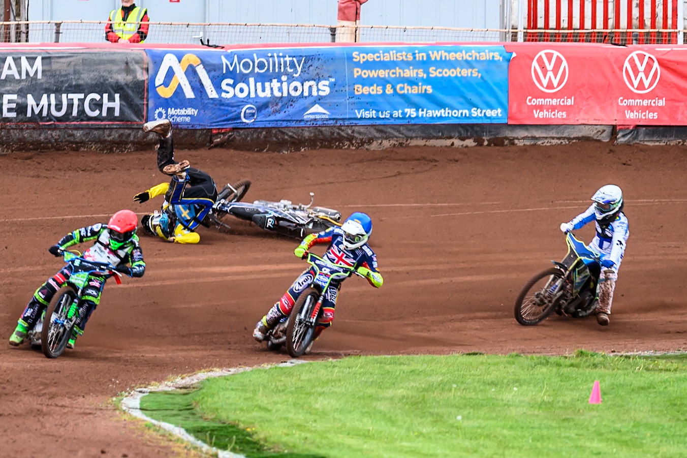 Noel Wahlquist of Sweden falls on the second turn during the FIM SGP2 Qualifying Round at the Peugeot Ashfield Stadium in Glasgow on Saturday 24th May 2025. (Photo: Ian Charles | MI News)