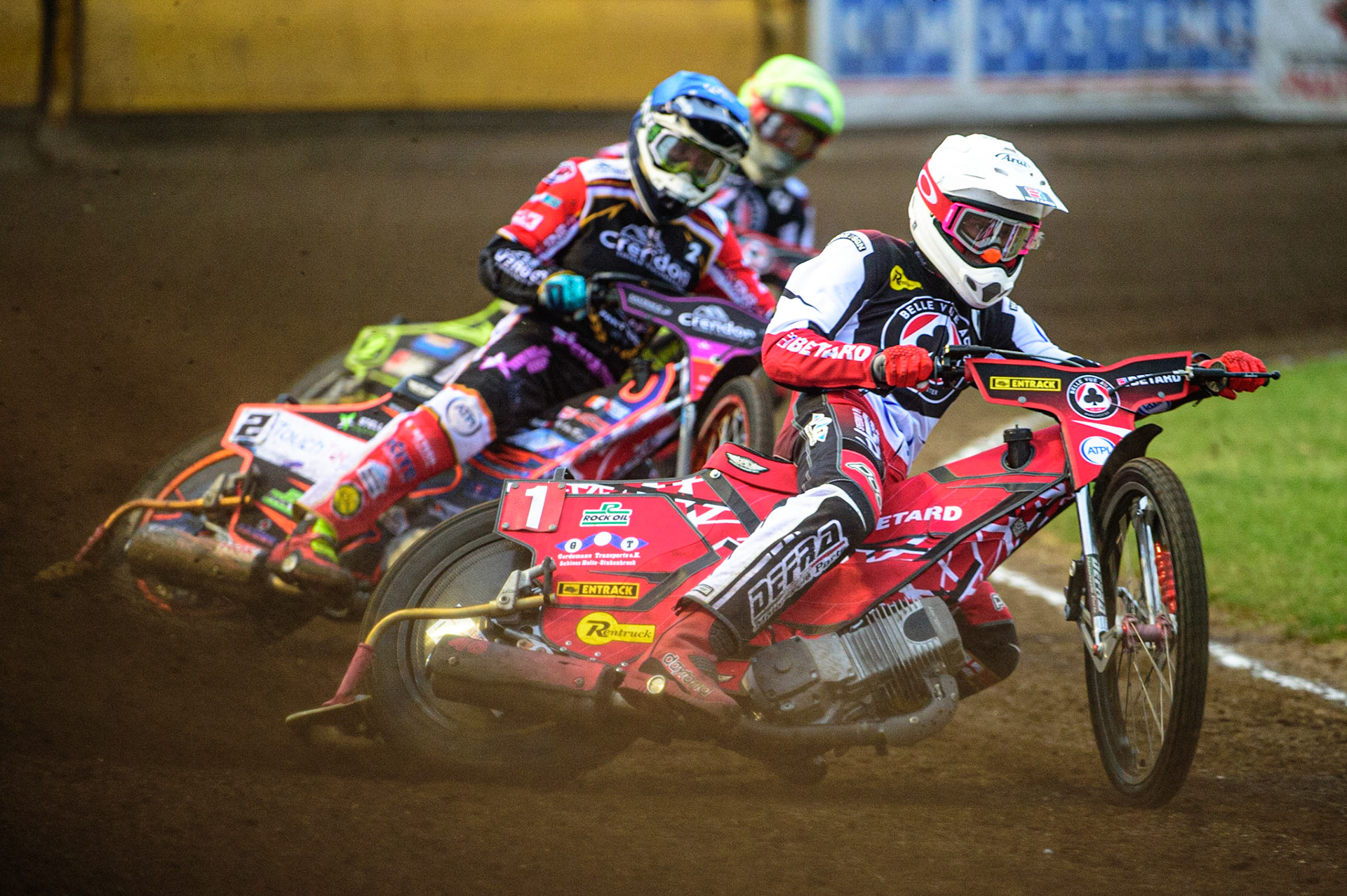 PETERBOROUGH, UK. MAY 9TH  Max Fricke  (White) leads Scott Nicholls  (Blue) and Jye Etheridge  (Yellow) during the SGB Premiership match between Peterborough Panthers and Belle Vue Aces at East of England Showground, Peterborough on Monday 9th May 2022. (Credit: Ian Charles | MI News)